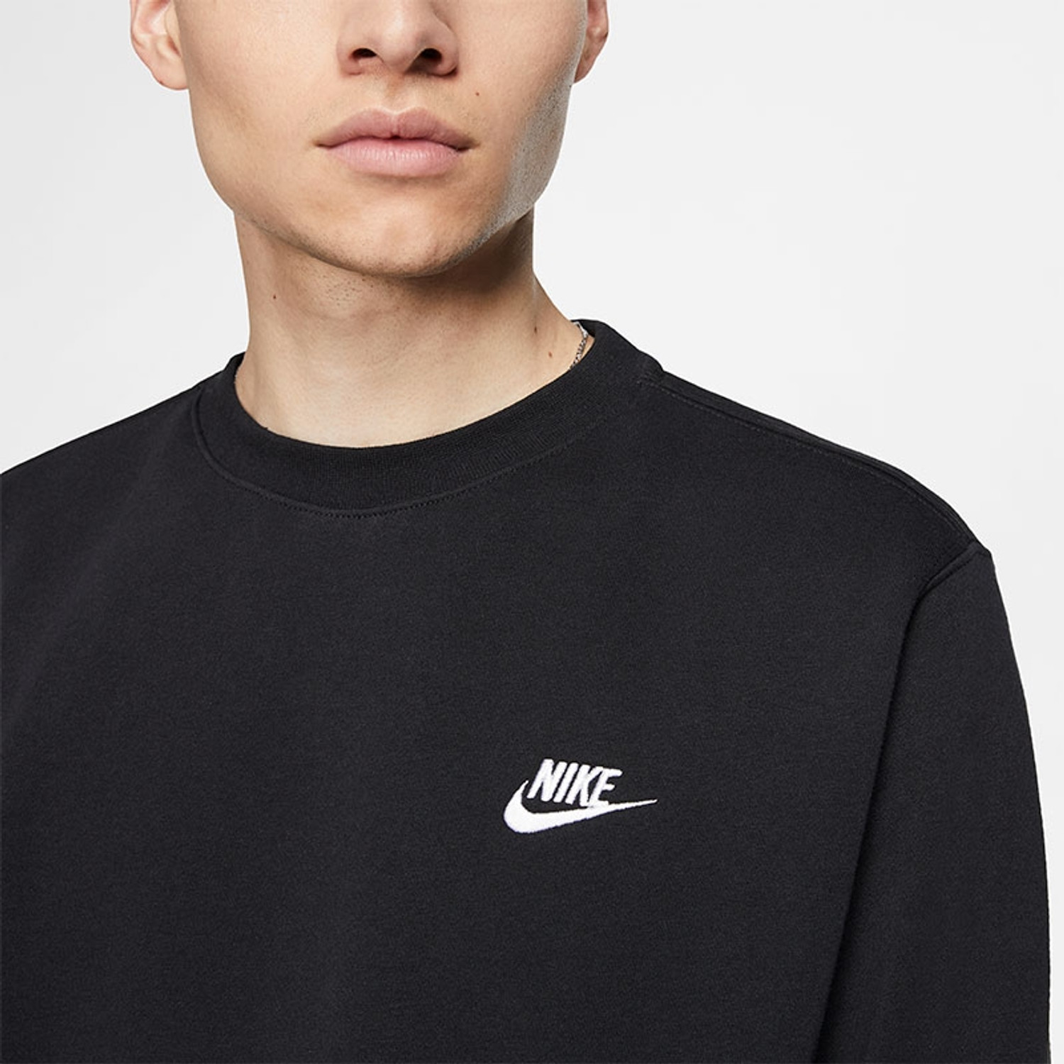 Nike club sweater zwart 2025