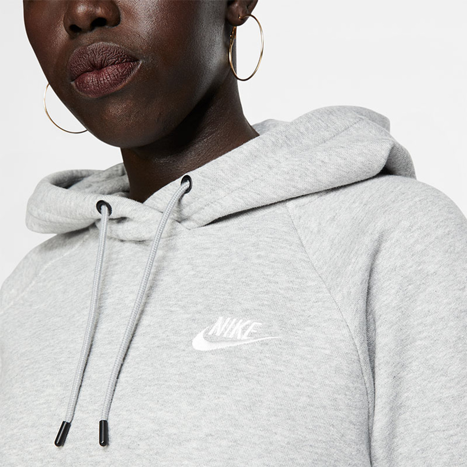 nike women's sportswear essential hoodie