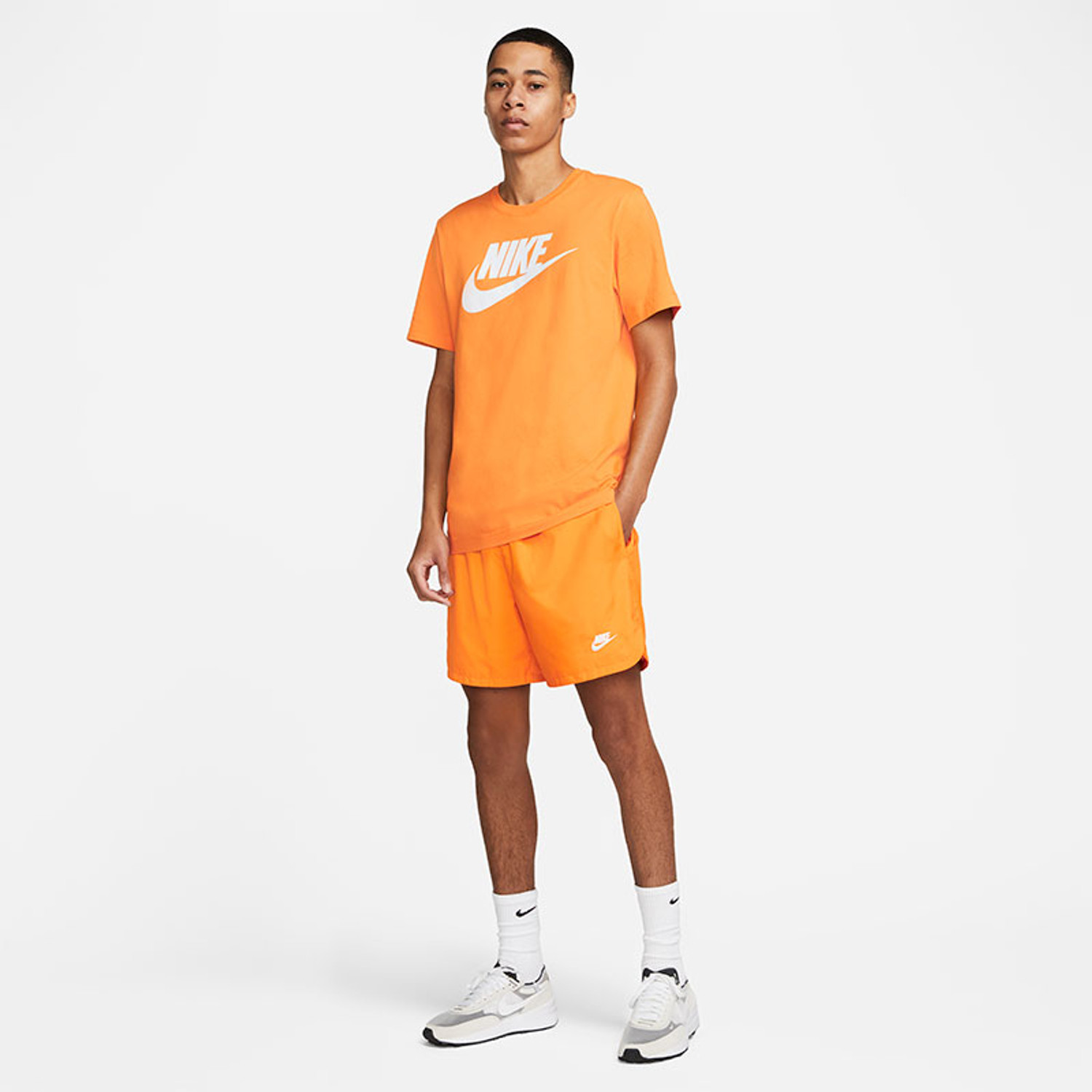 Nike Sportswear Woven Club Short - Handballshop.com