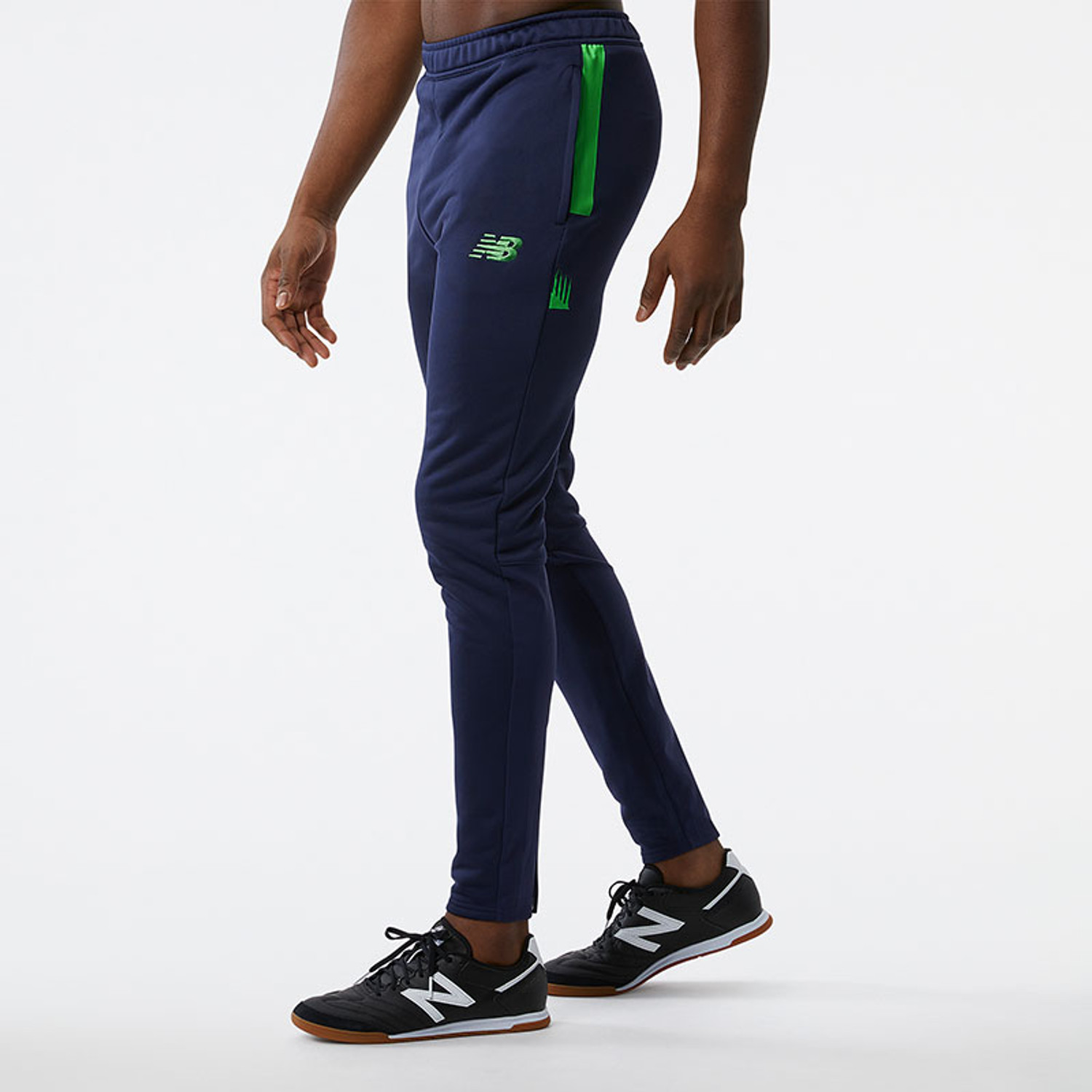 New Balance Athletic Club Trainingspak Bij VoetbalDirect