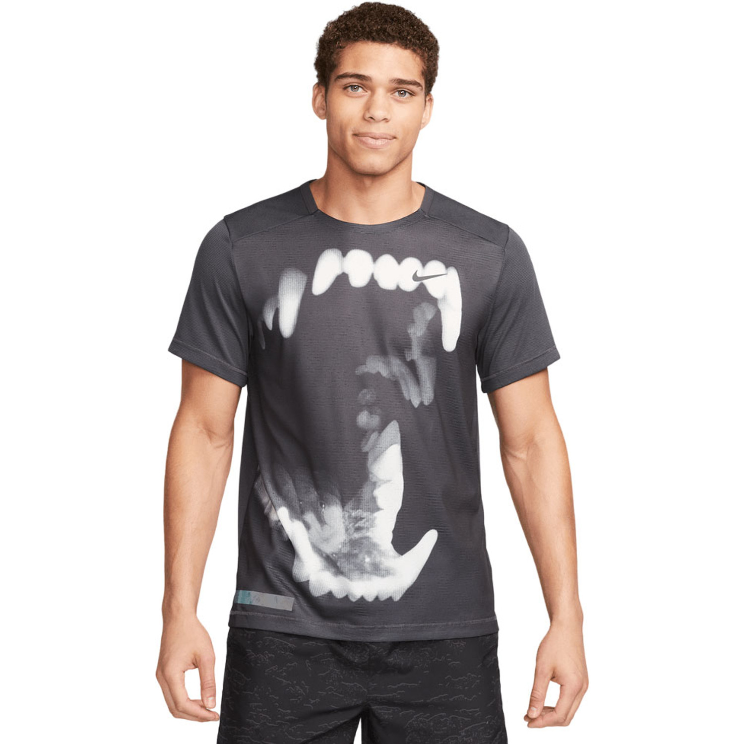 Cotton Division Herren T-Shirt 'Ted Lasso Believe' – Grau Melange, Größe S
