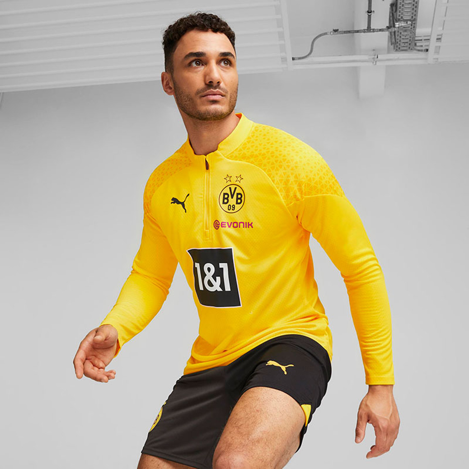 Borussia dortmund track top outlet