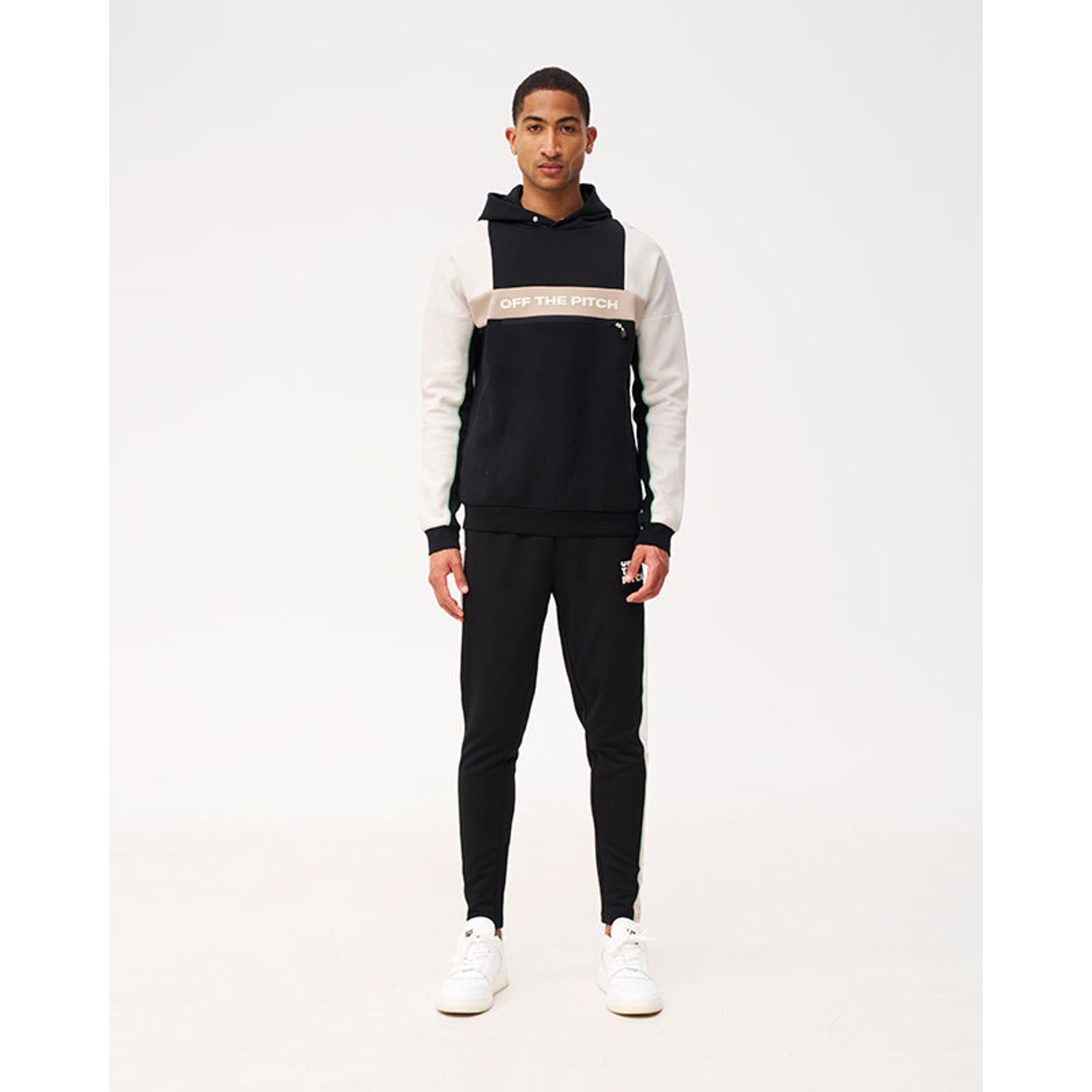 Off Track Off the Pitch Héctor Track Pant - PassaSports.se