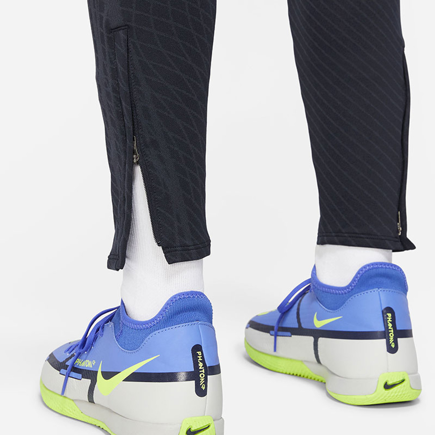 Nike 928583 store