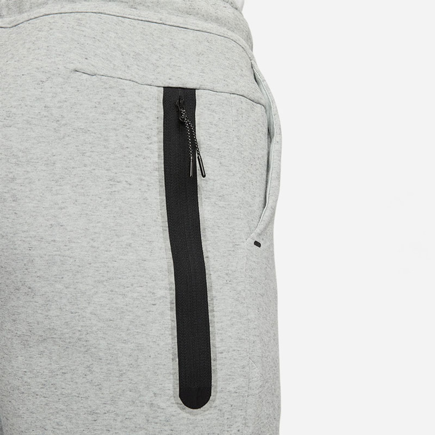 Nike Chelsea Tech Fleece Pant | Bij VoetbalDirect.nl