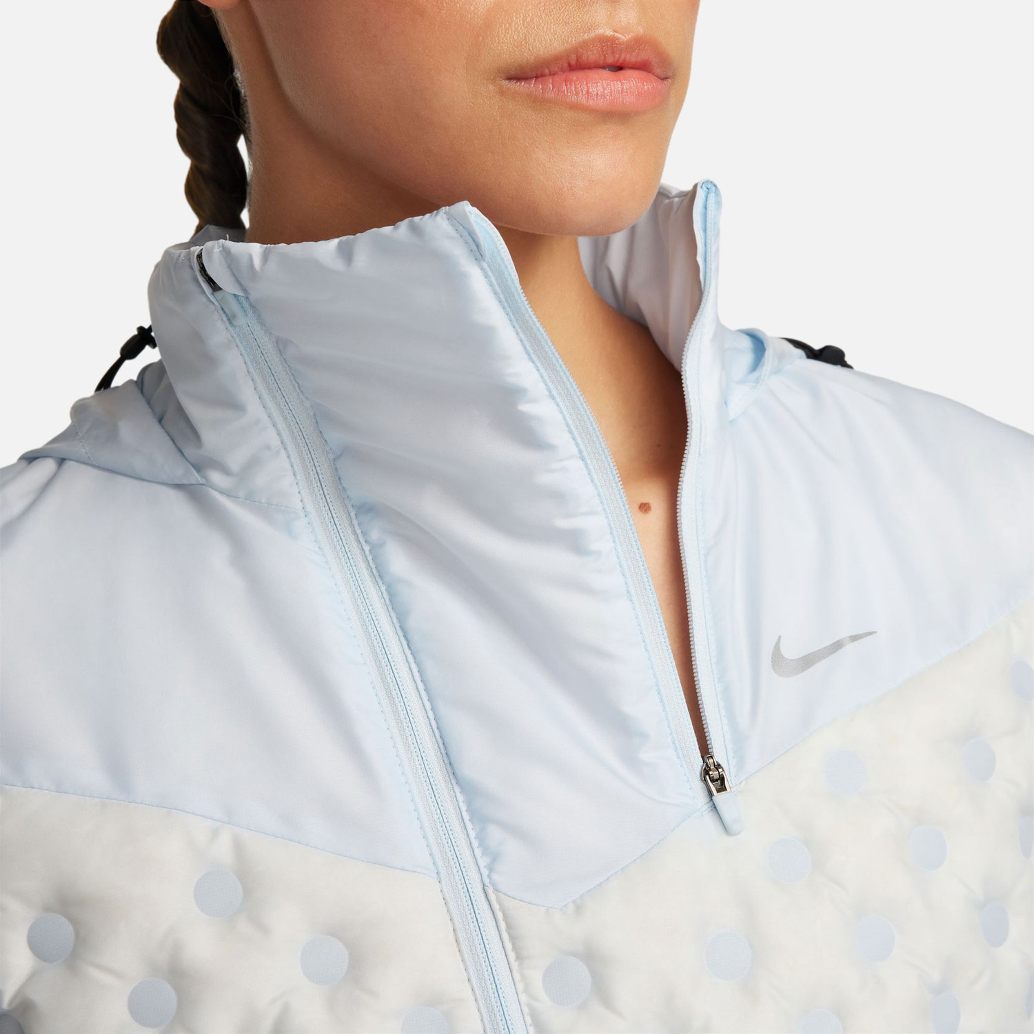 Women's nike aeroloft jacket hotsell