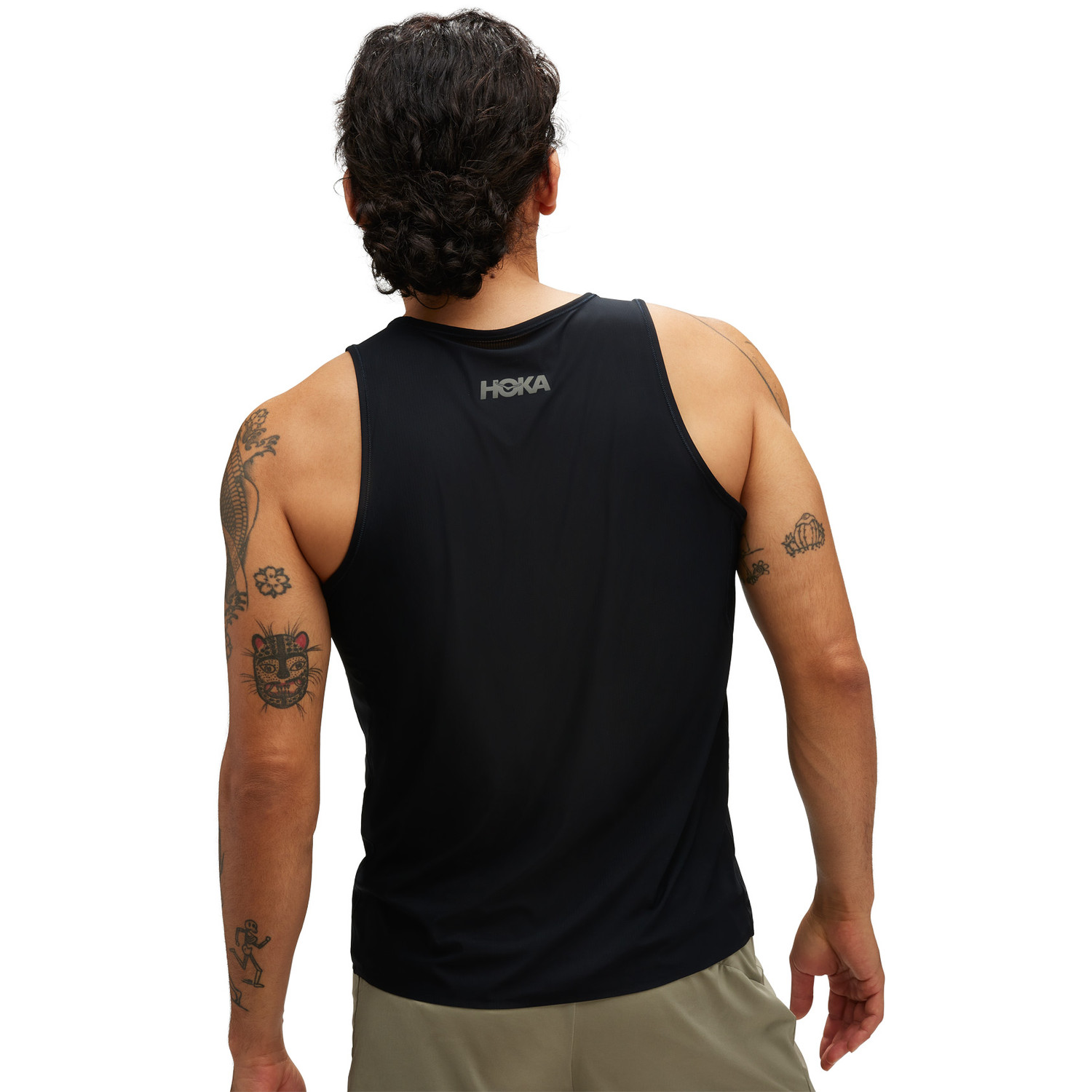 HOKA Performance Run Singlet Men - PassaSports.com