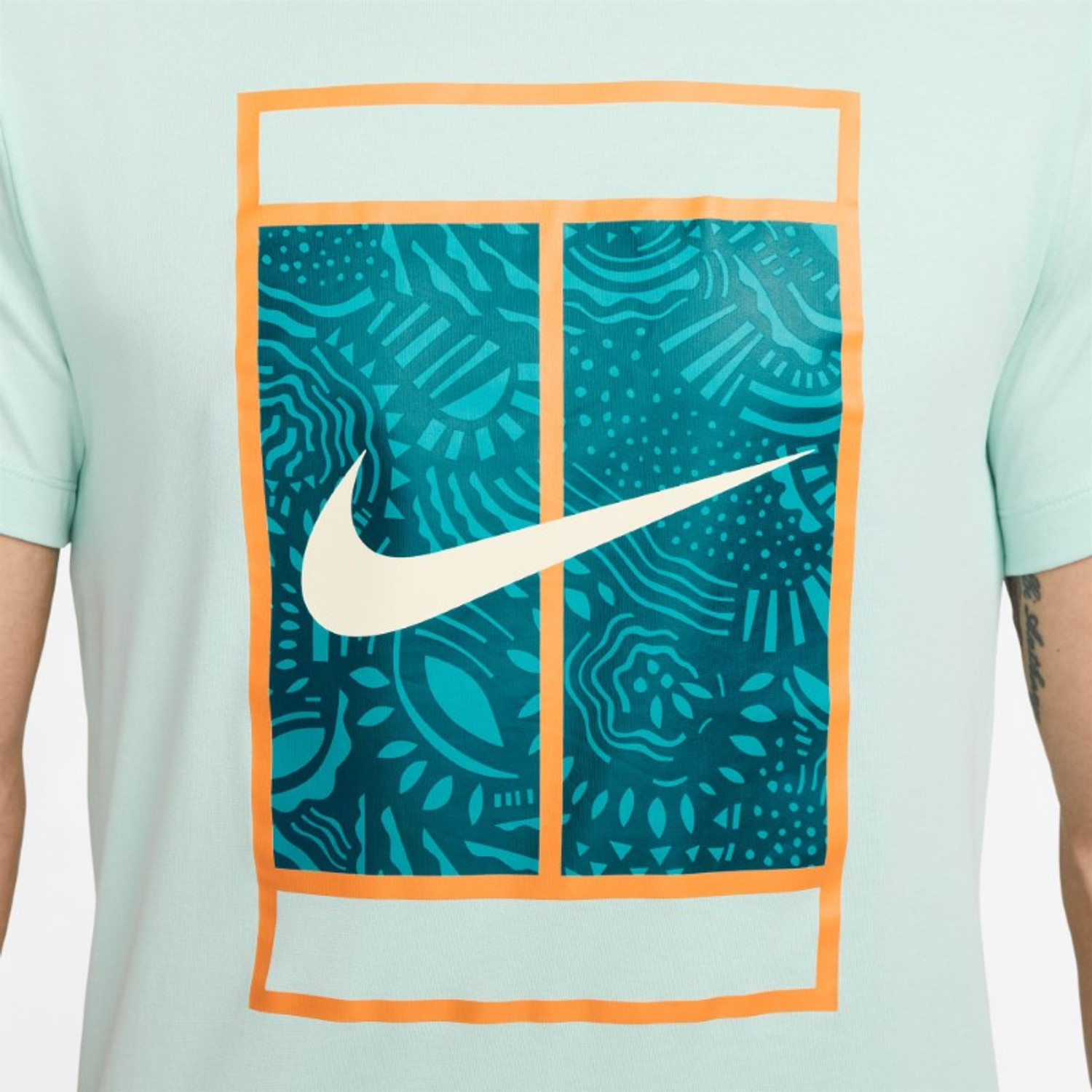 Nike court logo shop