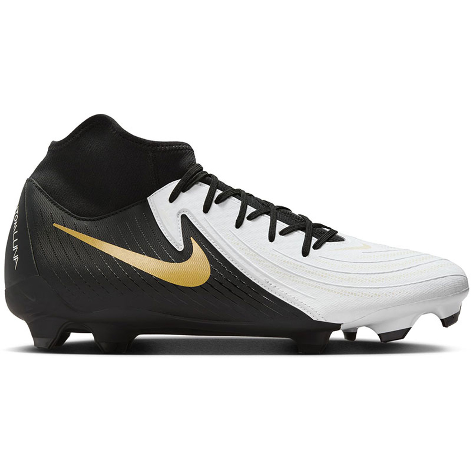 Black and yellow nike cleats best sale