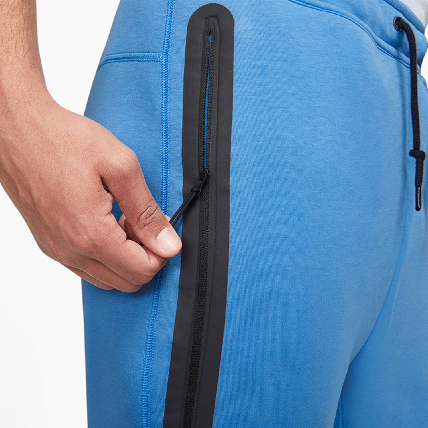 Black tech fleece joggers best sale