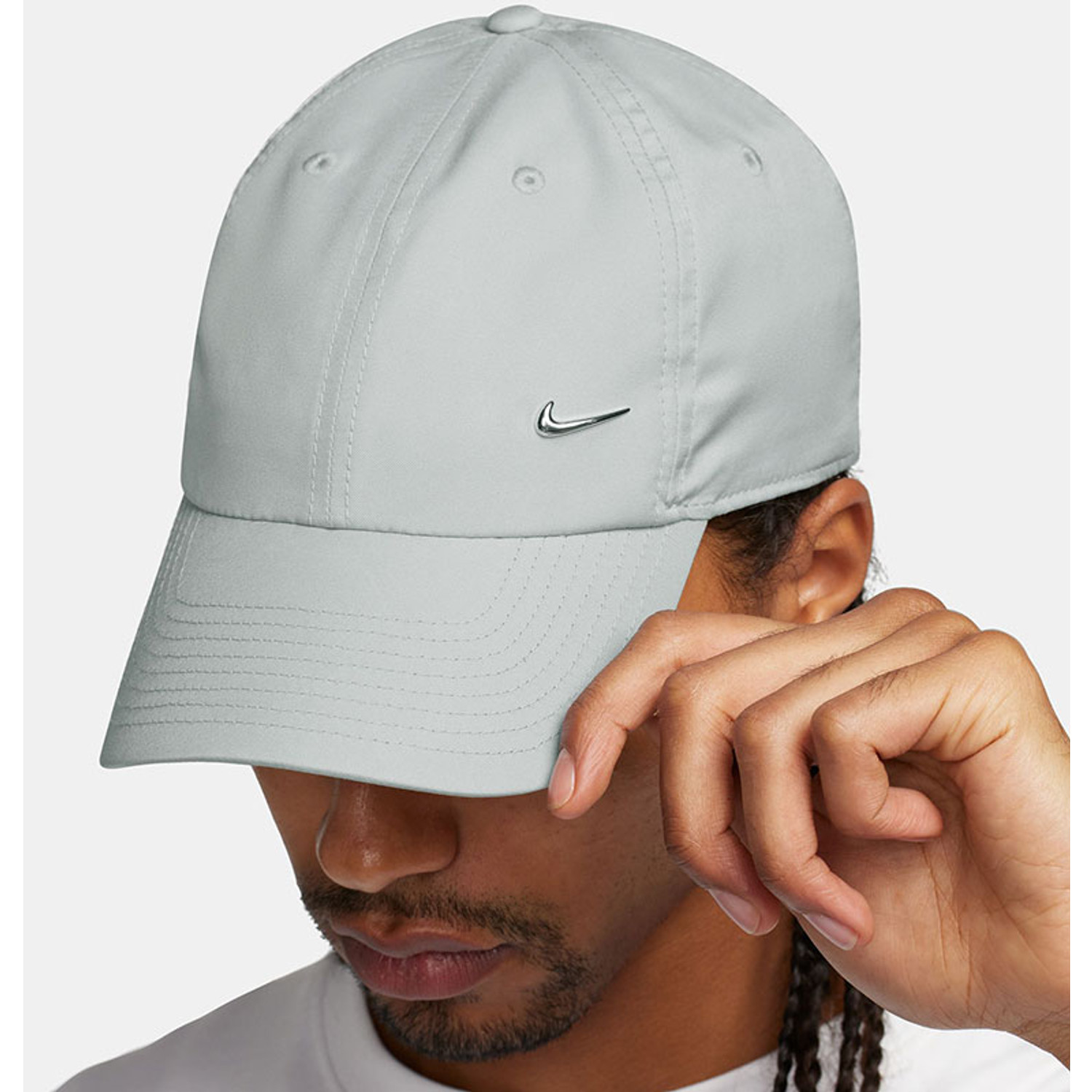 Nike metal hat outlet