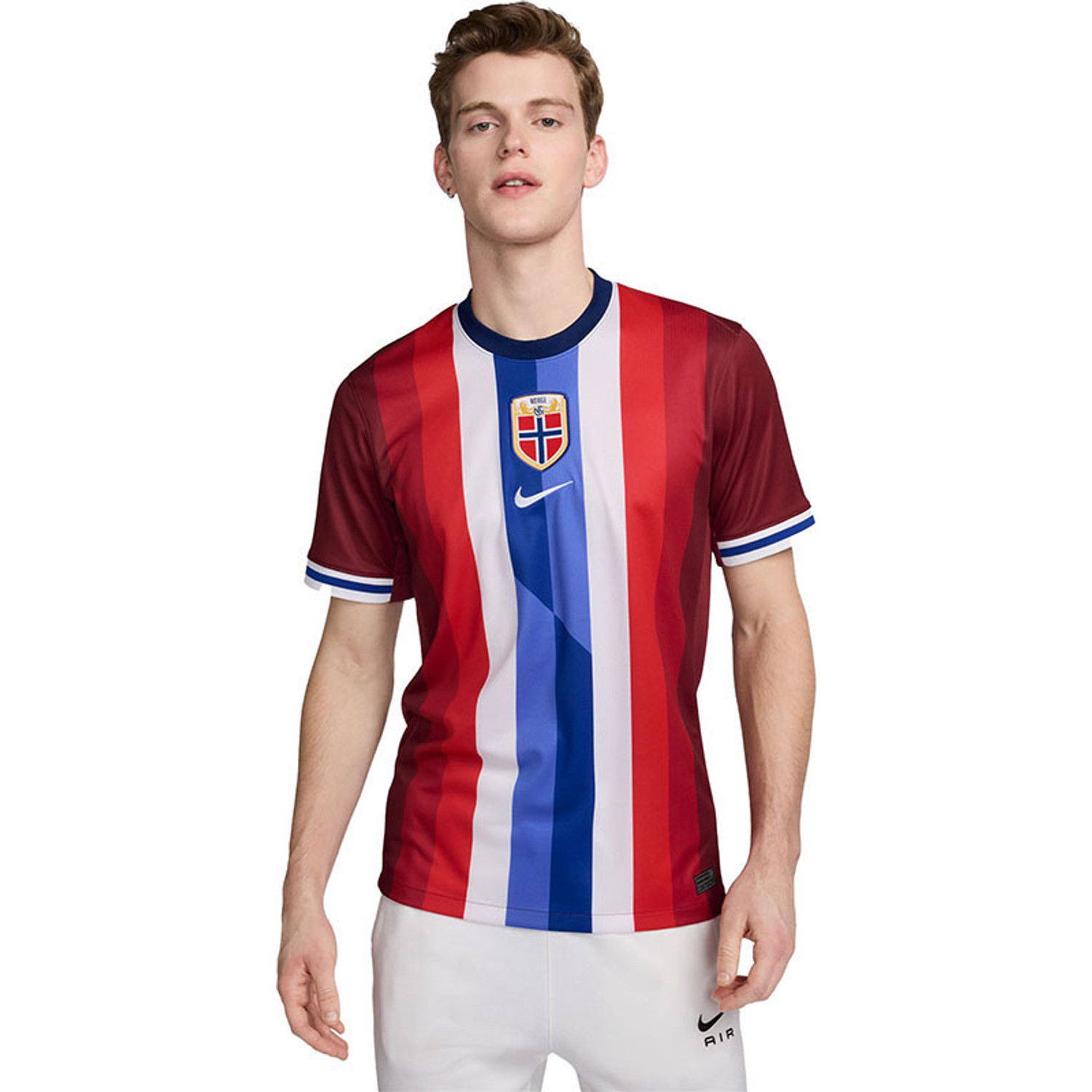 Nike Norway Home Shirt 2024/2026 - PassaSports.com