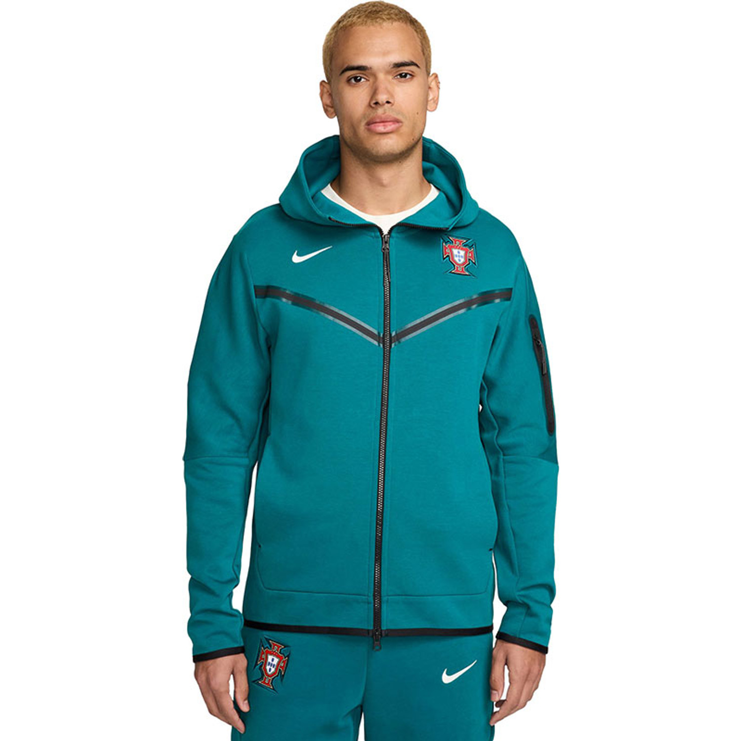 nike portugal tech knit