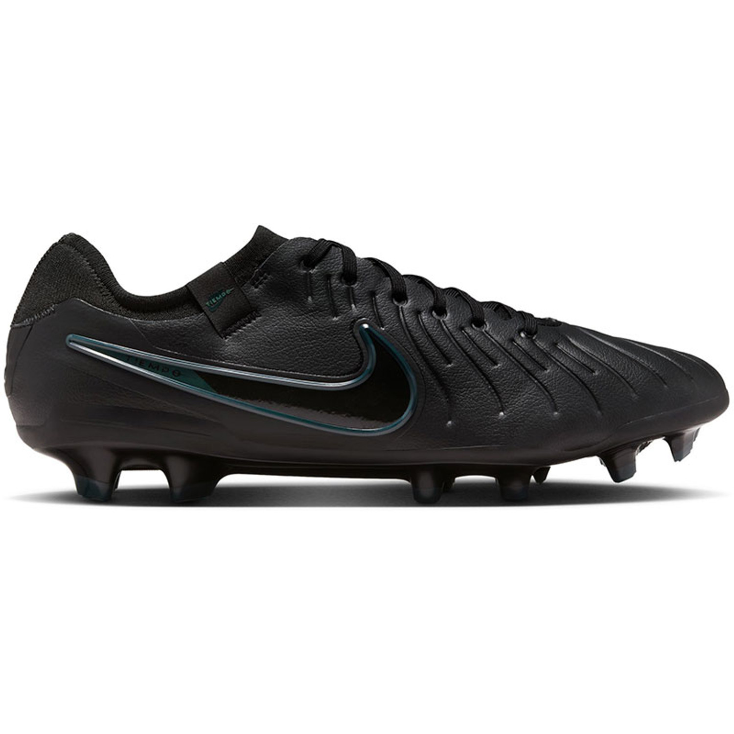 Black and blue nike tiempo store