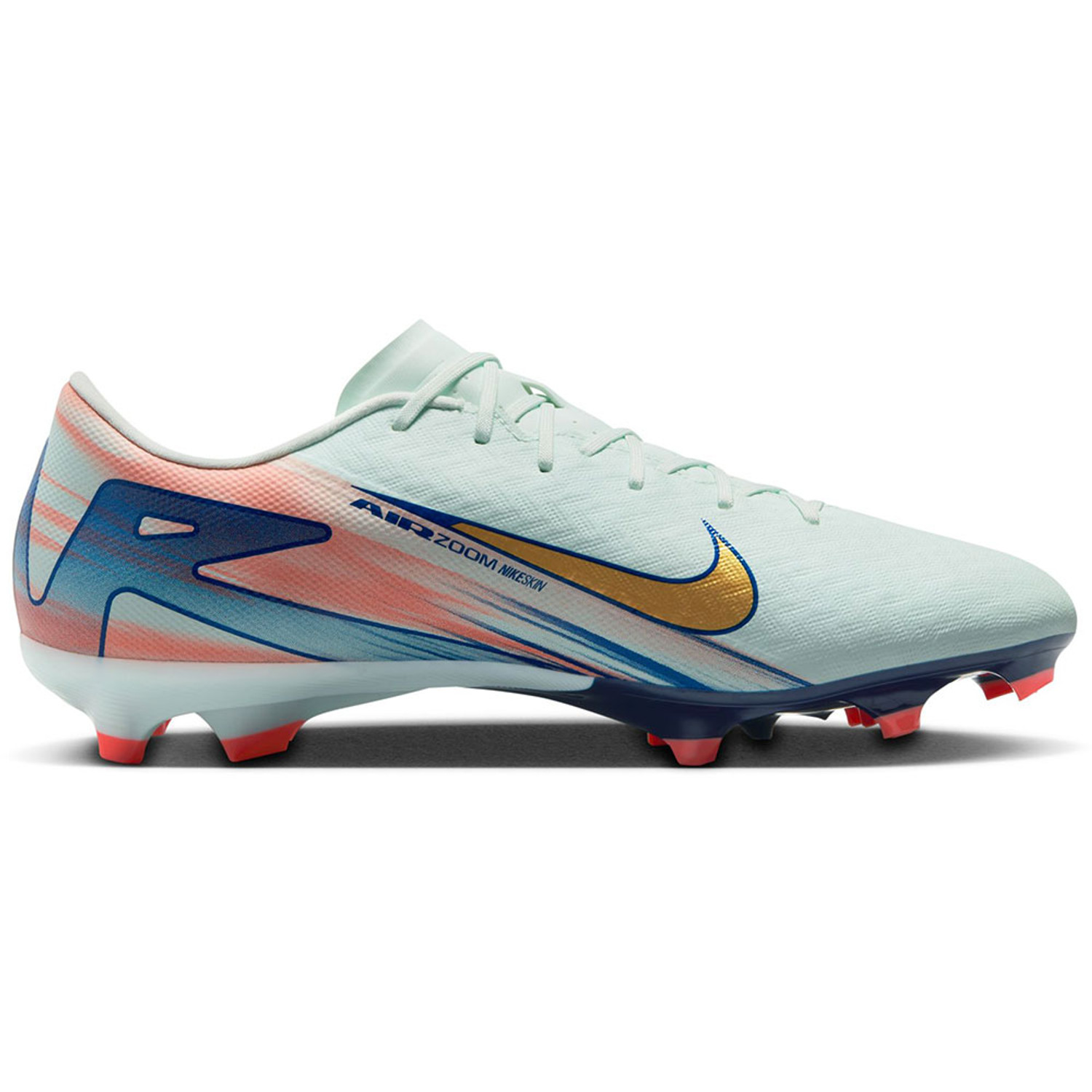 Nike Classics Mercurial F.G. LDV セット Nike Classics Mercurial F.G. LDV セット Nike Classics