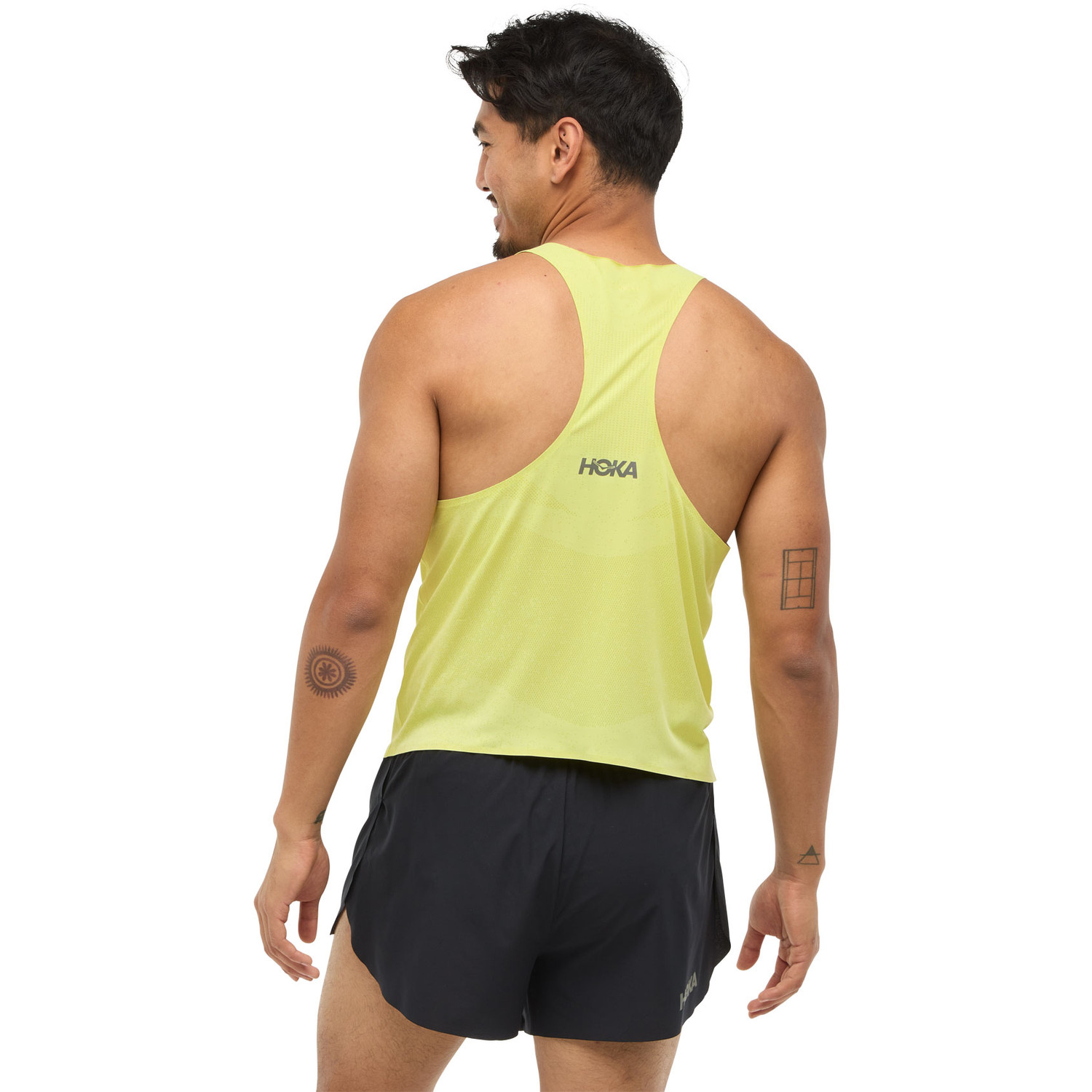 HOKA Race Day Singlet Men - PassaSports.com