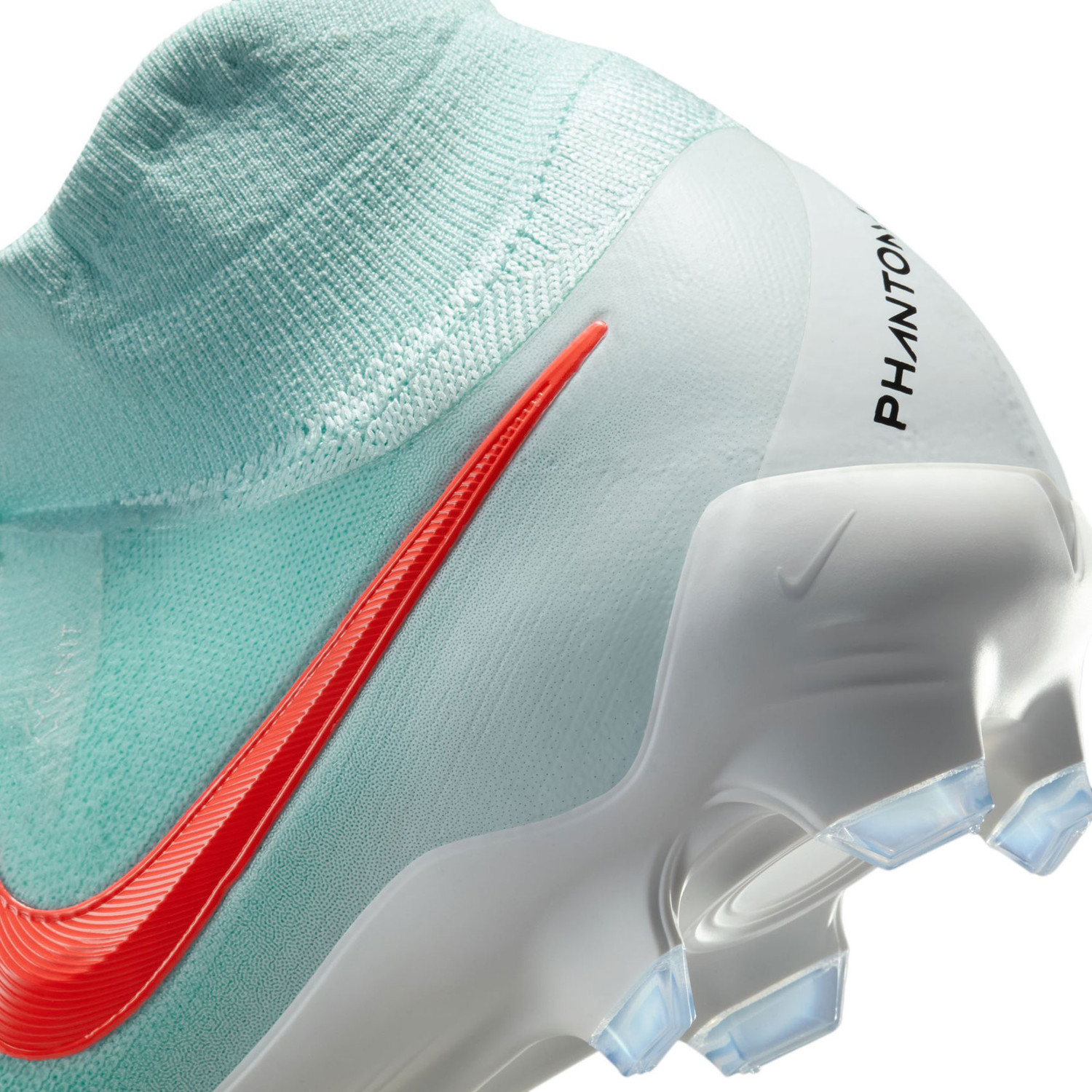 Nike Phantom Luna II Pro FG - PassaSports.com