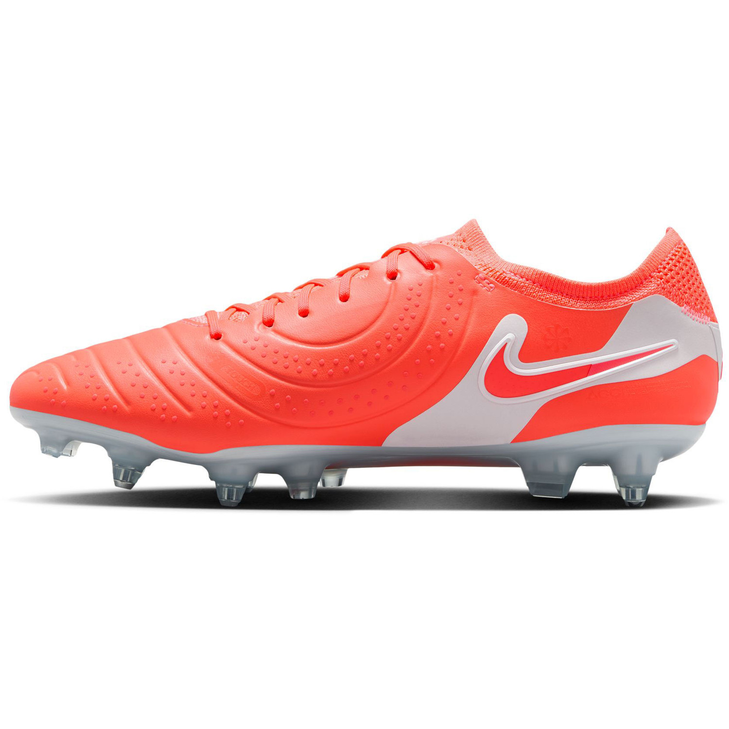 日本未発売　NIKE TIEMPO LEGEND Ⅲ SG Nike Tiempo Legend III Elite SG – Classic Soccer Cleats