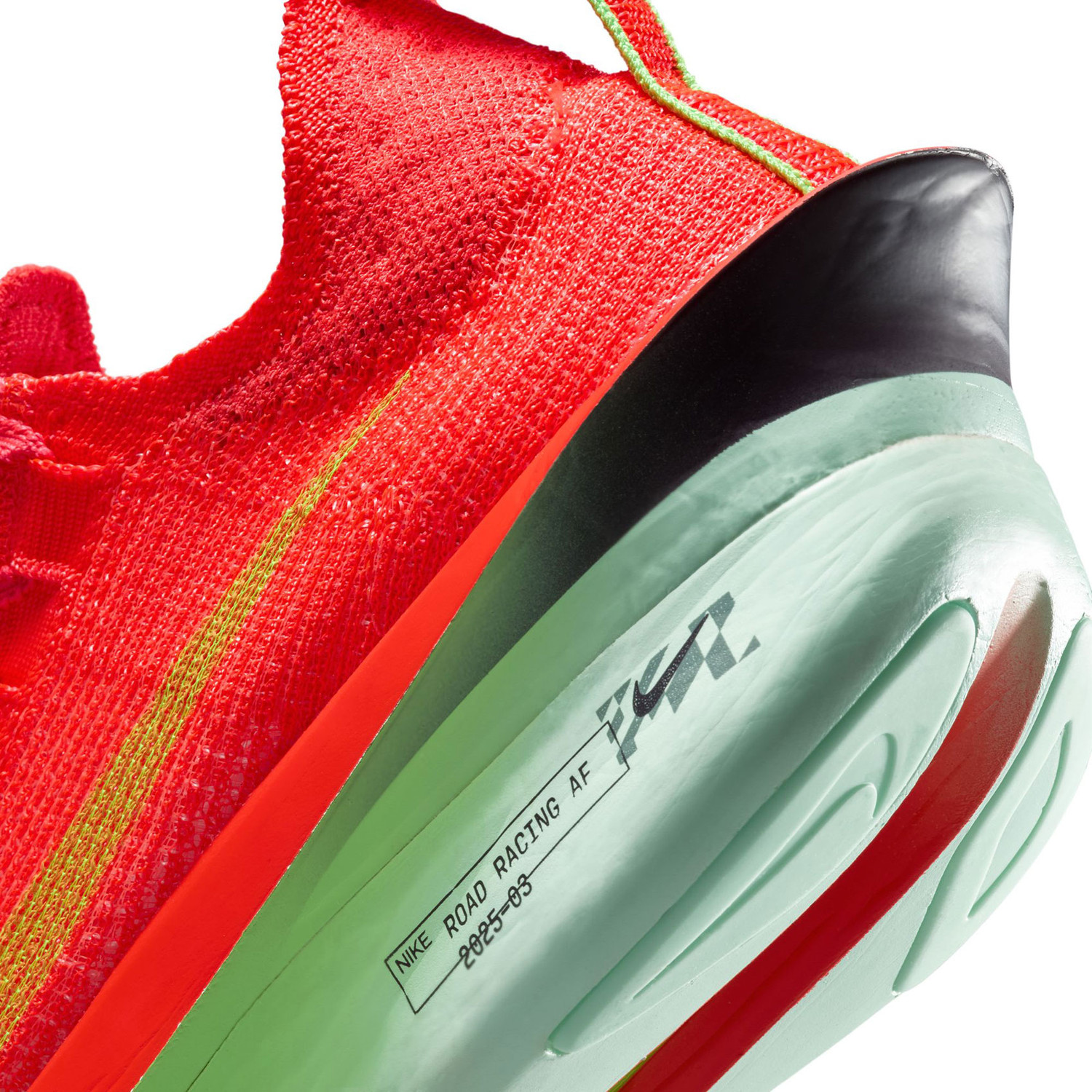 Nike Alphafly 3 Men - PassaSports.com