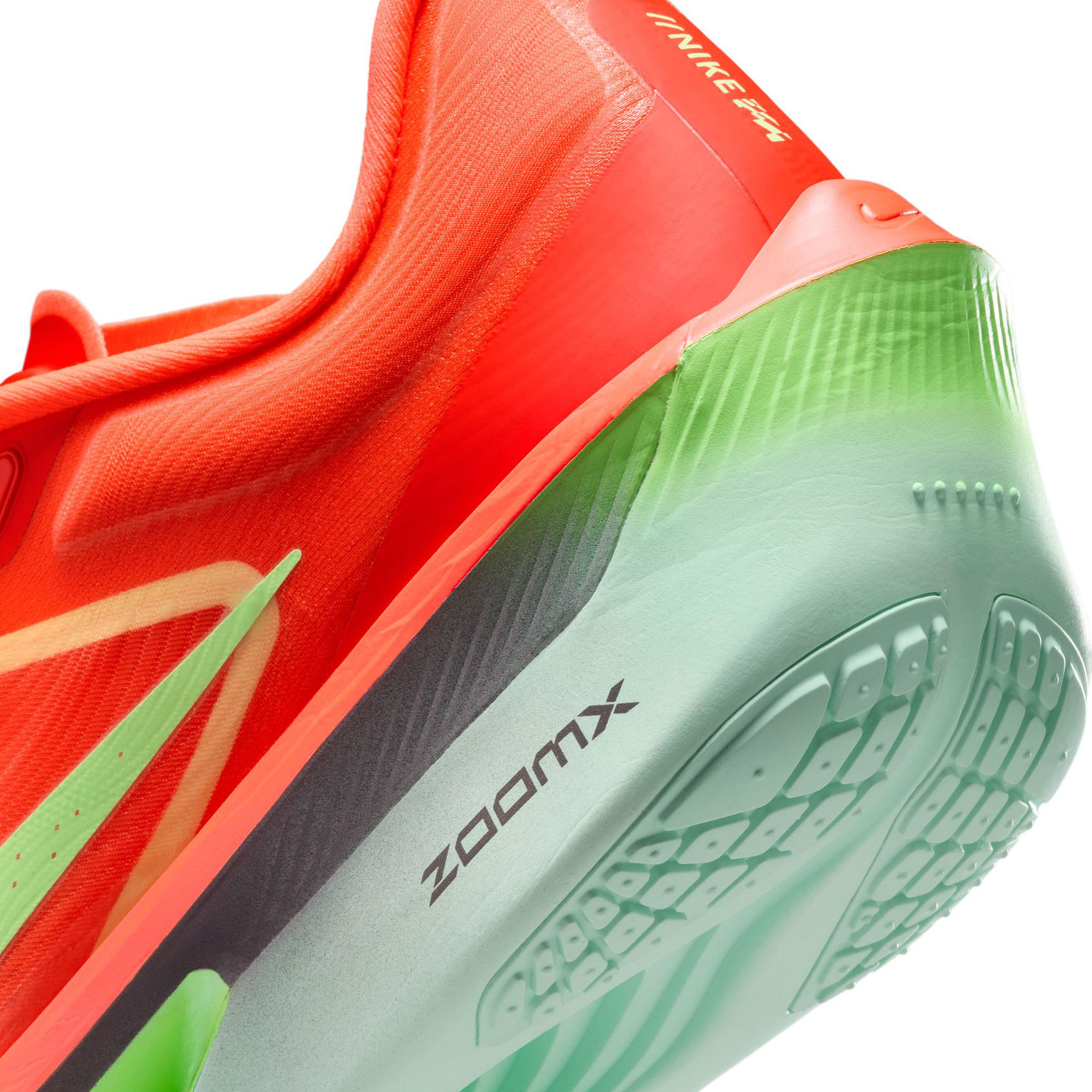 Nike Fly 6 Men - PassaSports.com