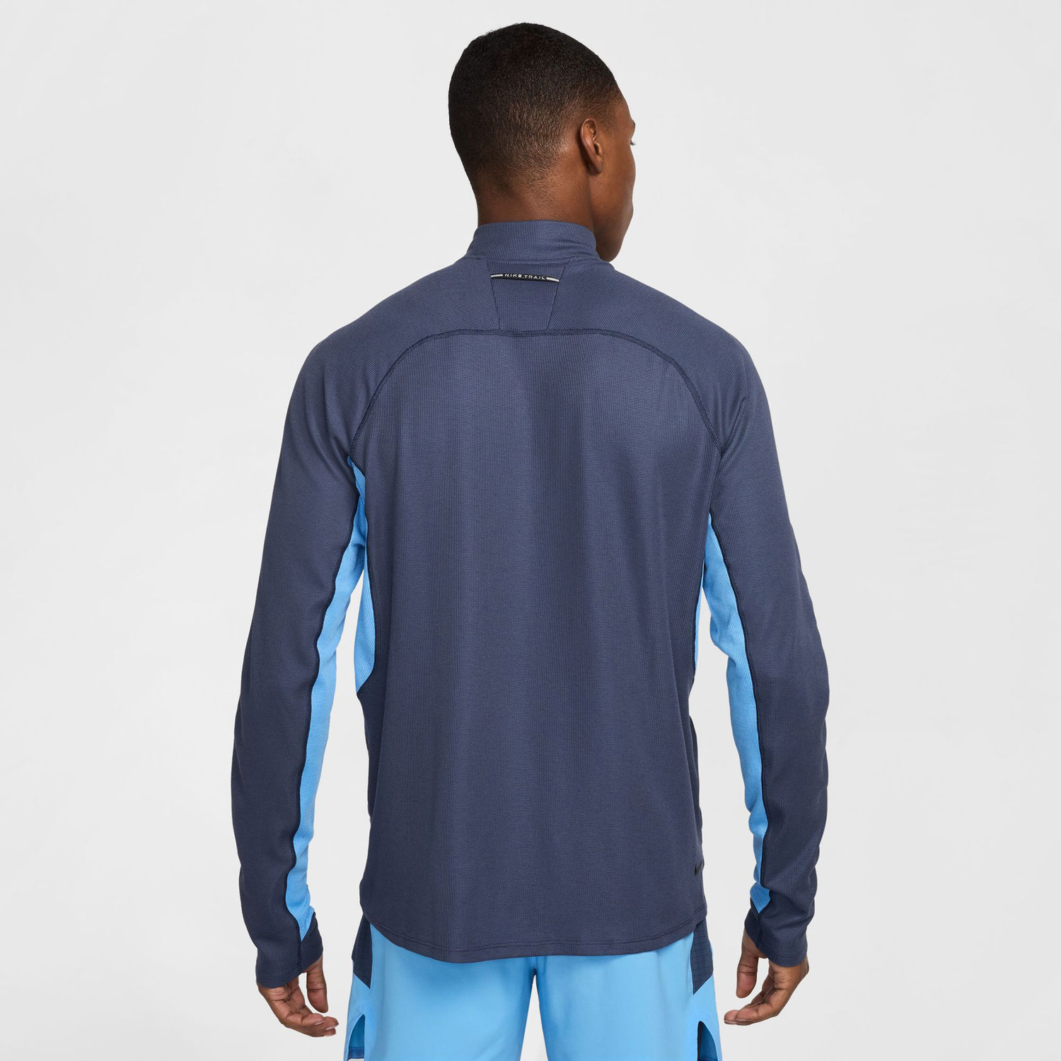 Nike Dri-FIT Trail Half-Zip Longsleeve Men - PassaSports.com