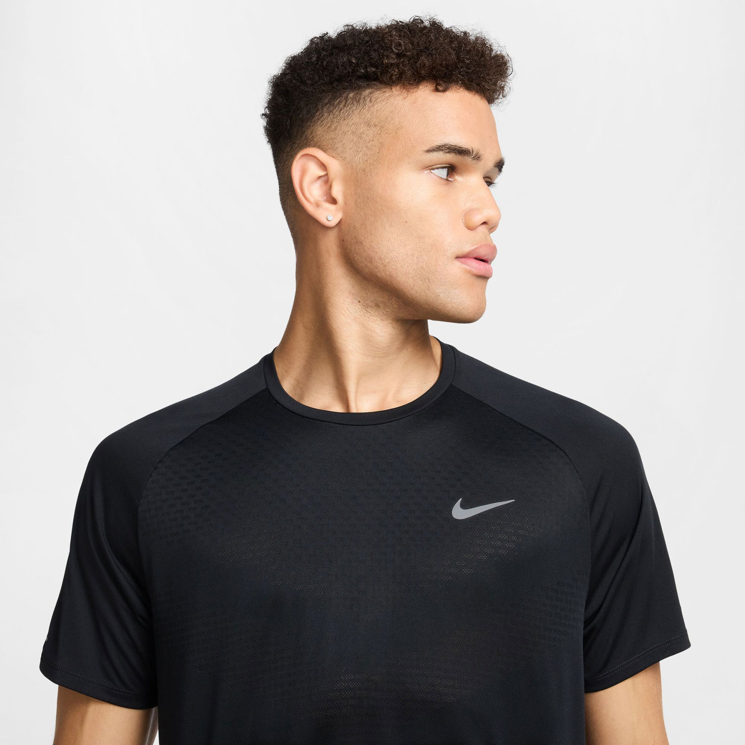 Nike Dri-FIT adv Stride T-Shirt Men - PassaSports.com