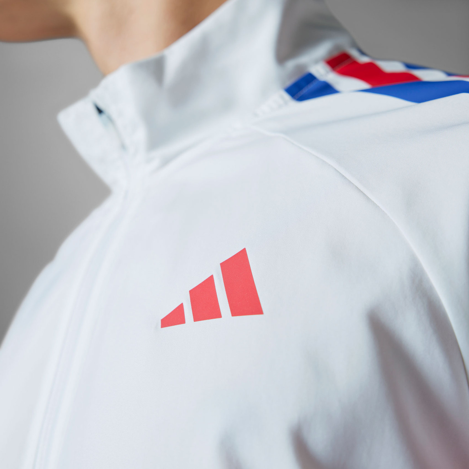adidas Adizero Retro Jacket Men - PassaSports.com