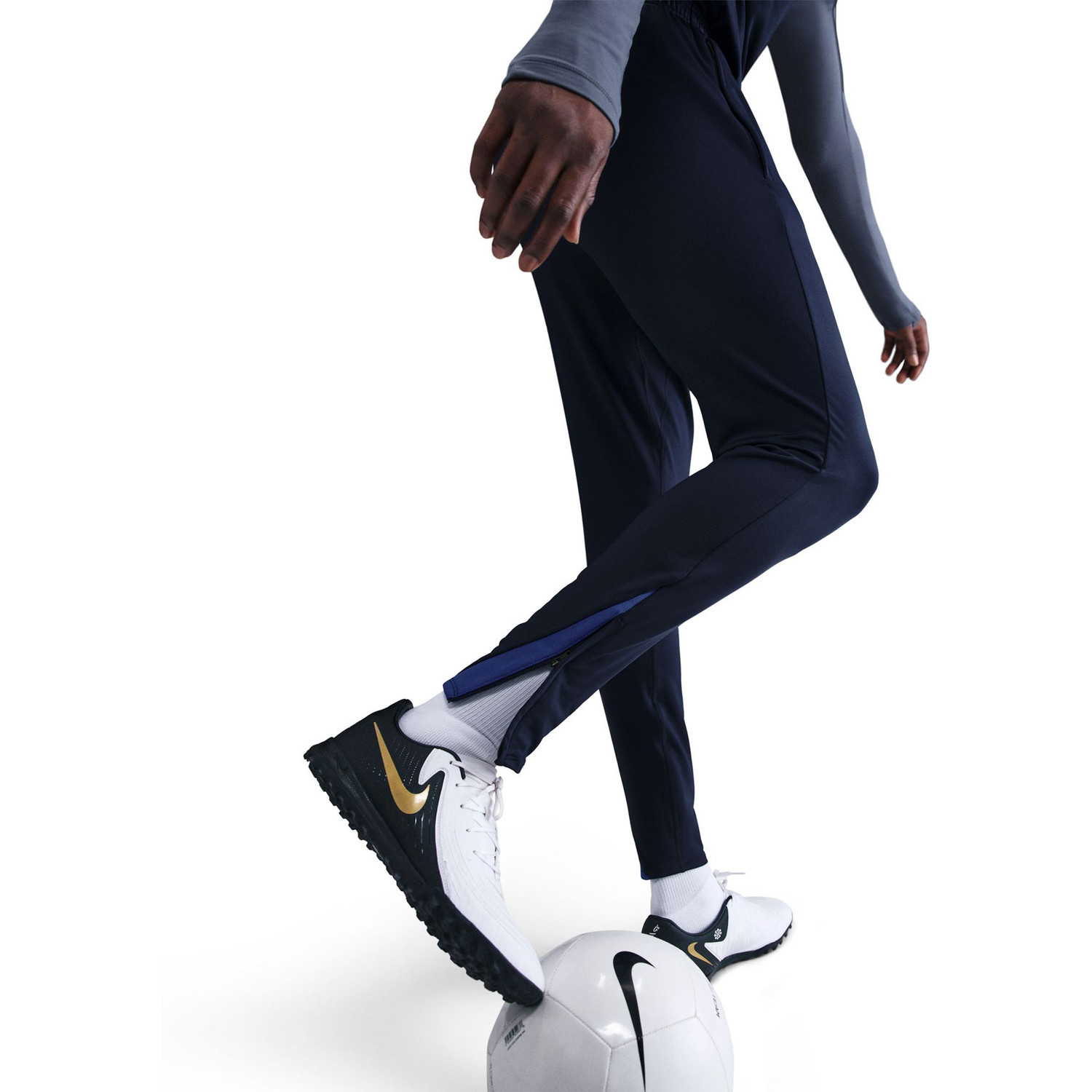 NIKE Paris コラボ　ジャージ Nike Paris Saint Germain Tracksuit - PassaSports.com