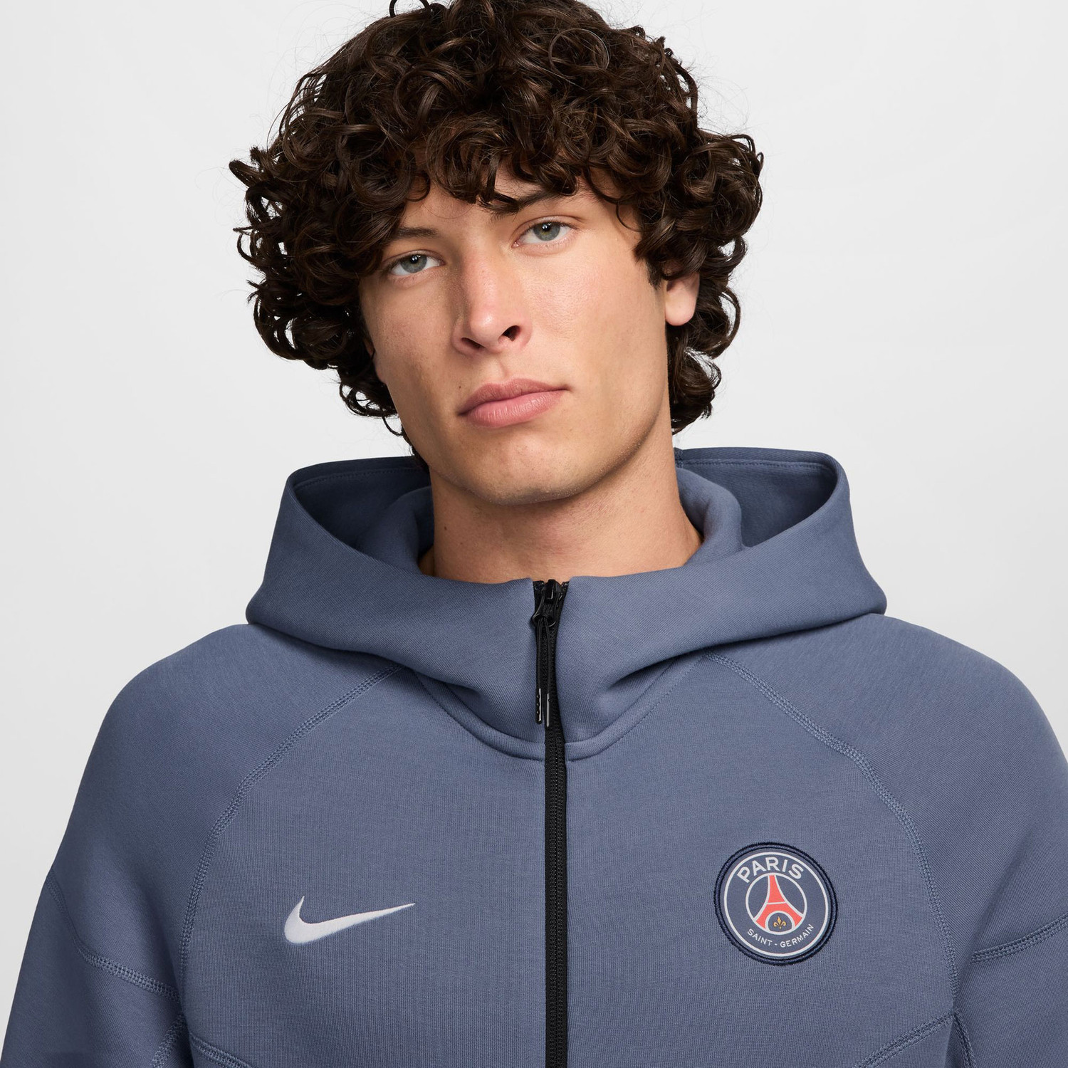 Nike Paris Saint Germain Tech Fleece Hoody - PassaSports.com