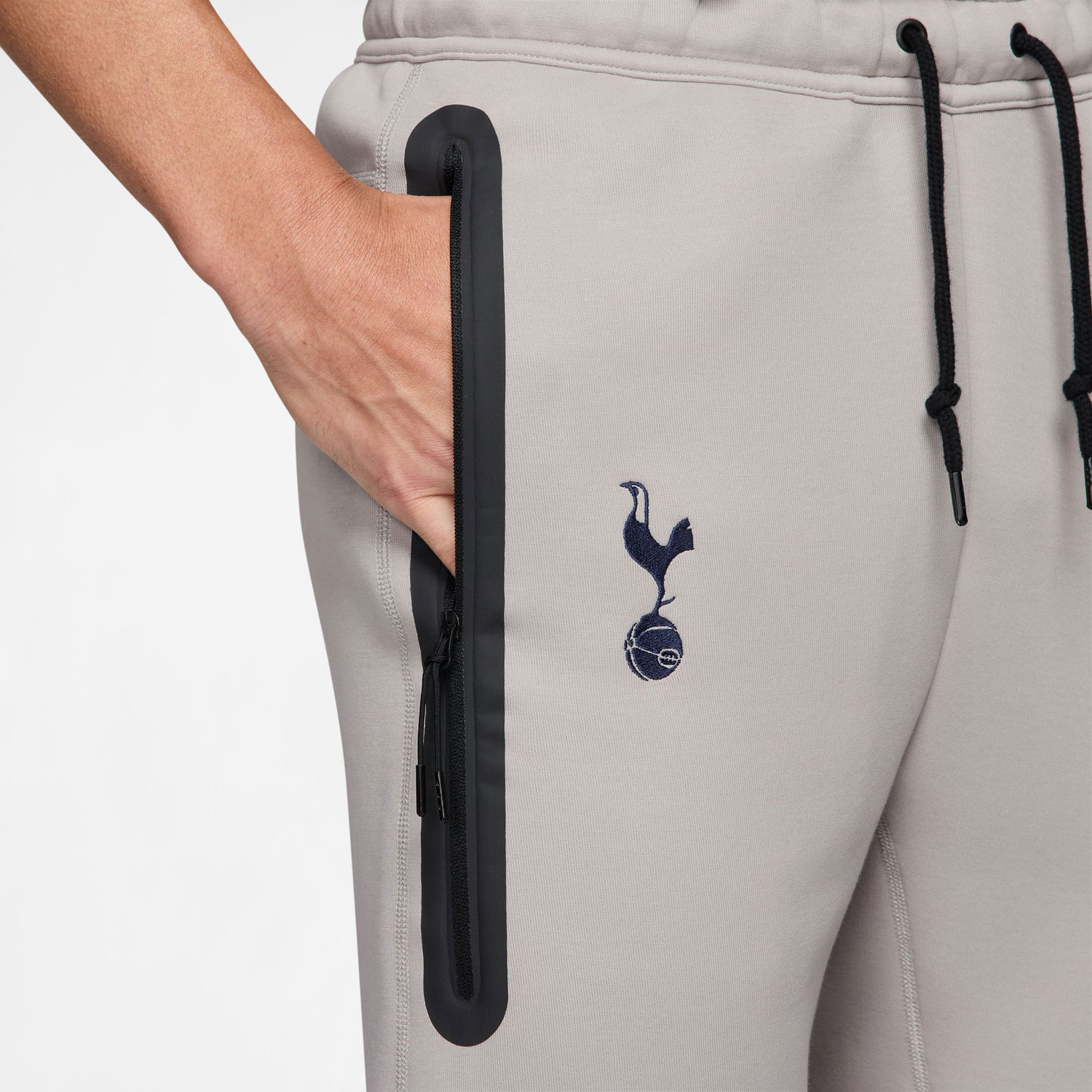 Nike Tottenham Hotspur Tech Fleece Pant - PassaSports.com