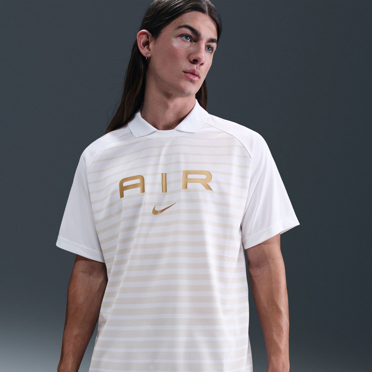 nike sportswear air t shirt