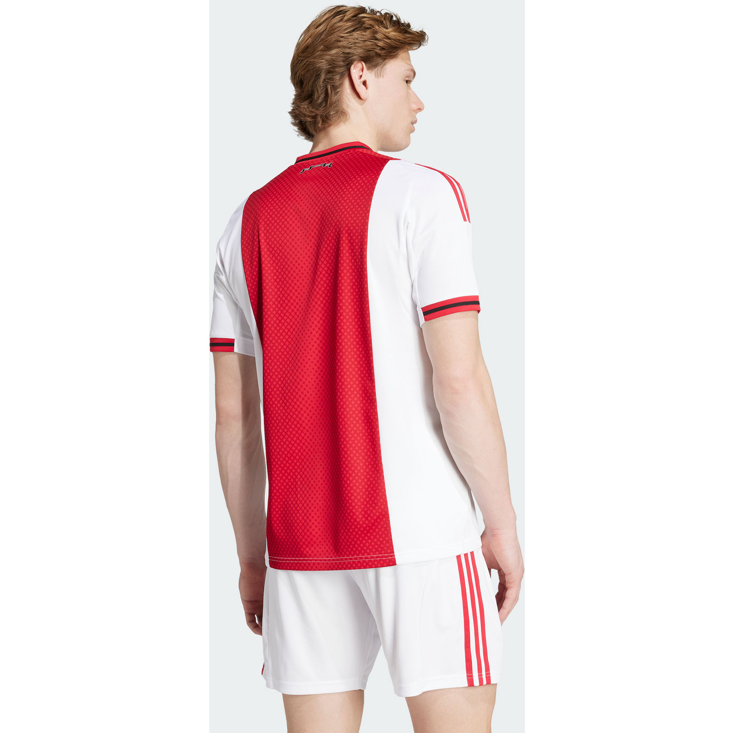 adidas Ajax Home Kit 2025/2026 - PassaSports.com