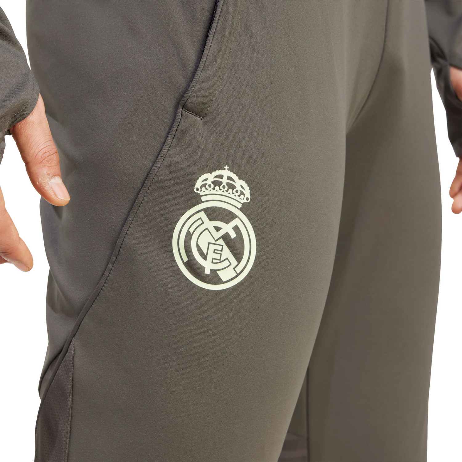 adidas Real Madrid Tracksuit - PassaSports.com