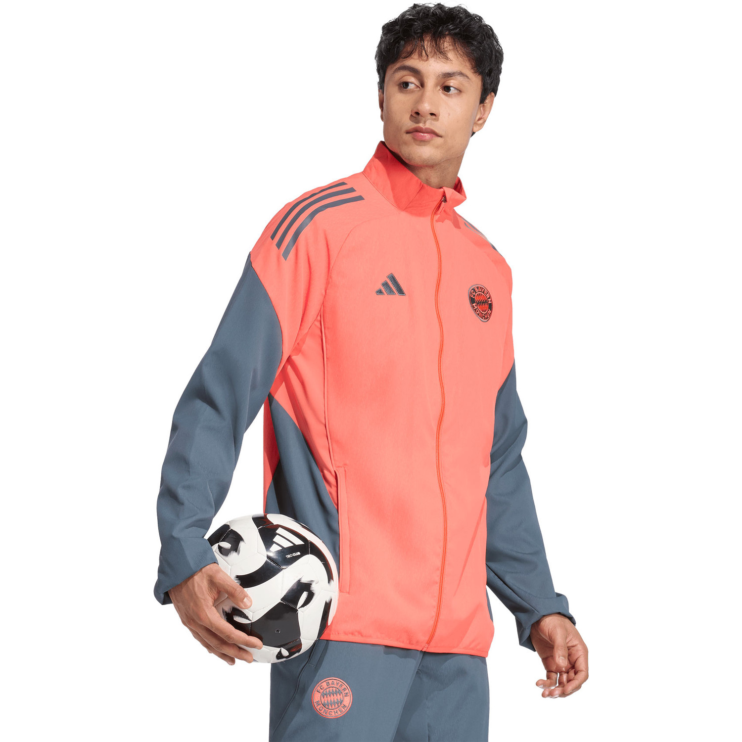 adidas Bayern Munich Pre-Match Jacket 2025/2026 - PassaSports.com
