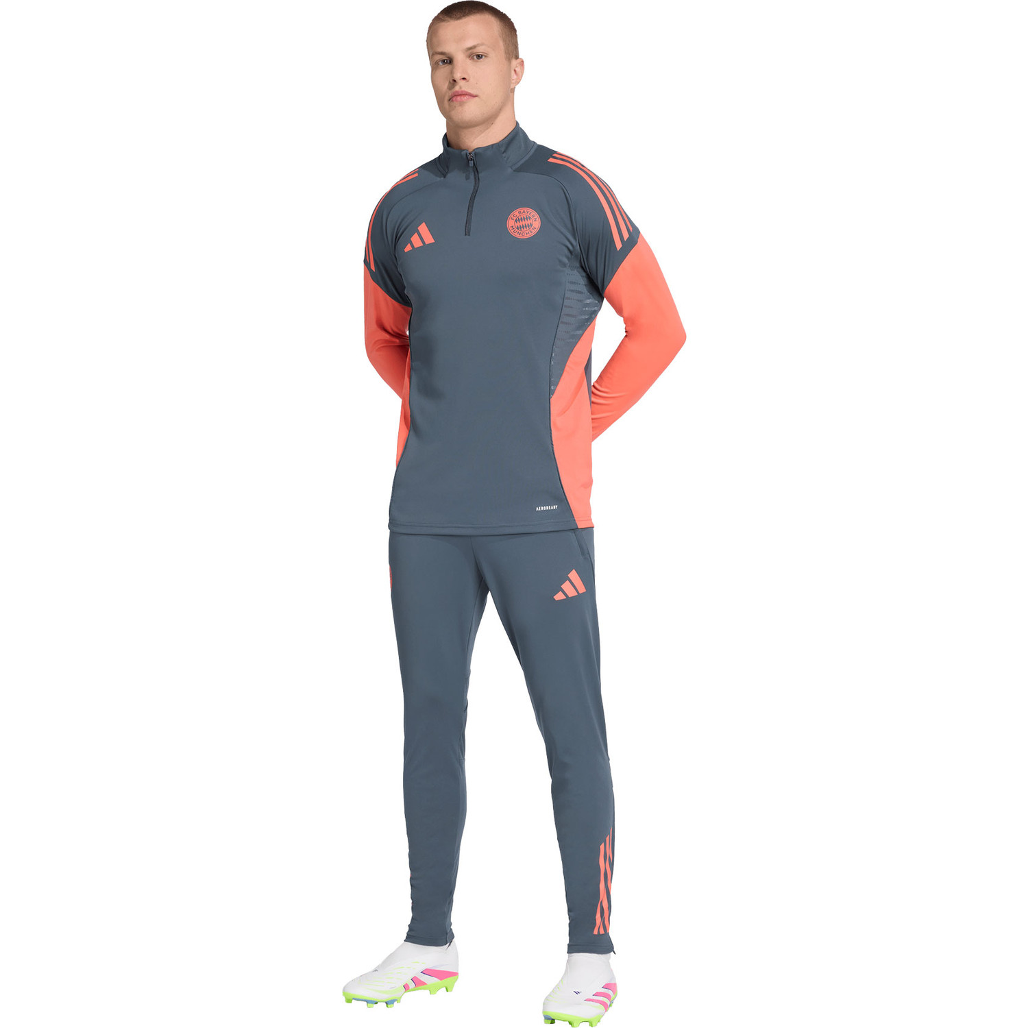 adidas BAYERN MUNCHEN ジャージ Hサイズ adidas Bayern Munich Training Top 2025/2026 - PassaSports.com