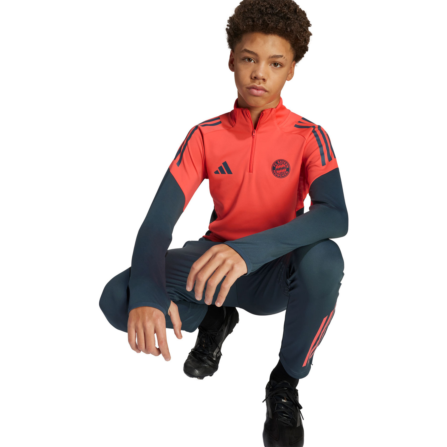 adidas BAYERN MUNCHEN ジャージ Hサイズ adidas Bayern Munich Training Top 2025/2026 - PassaSports.com