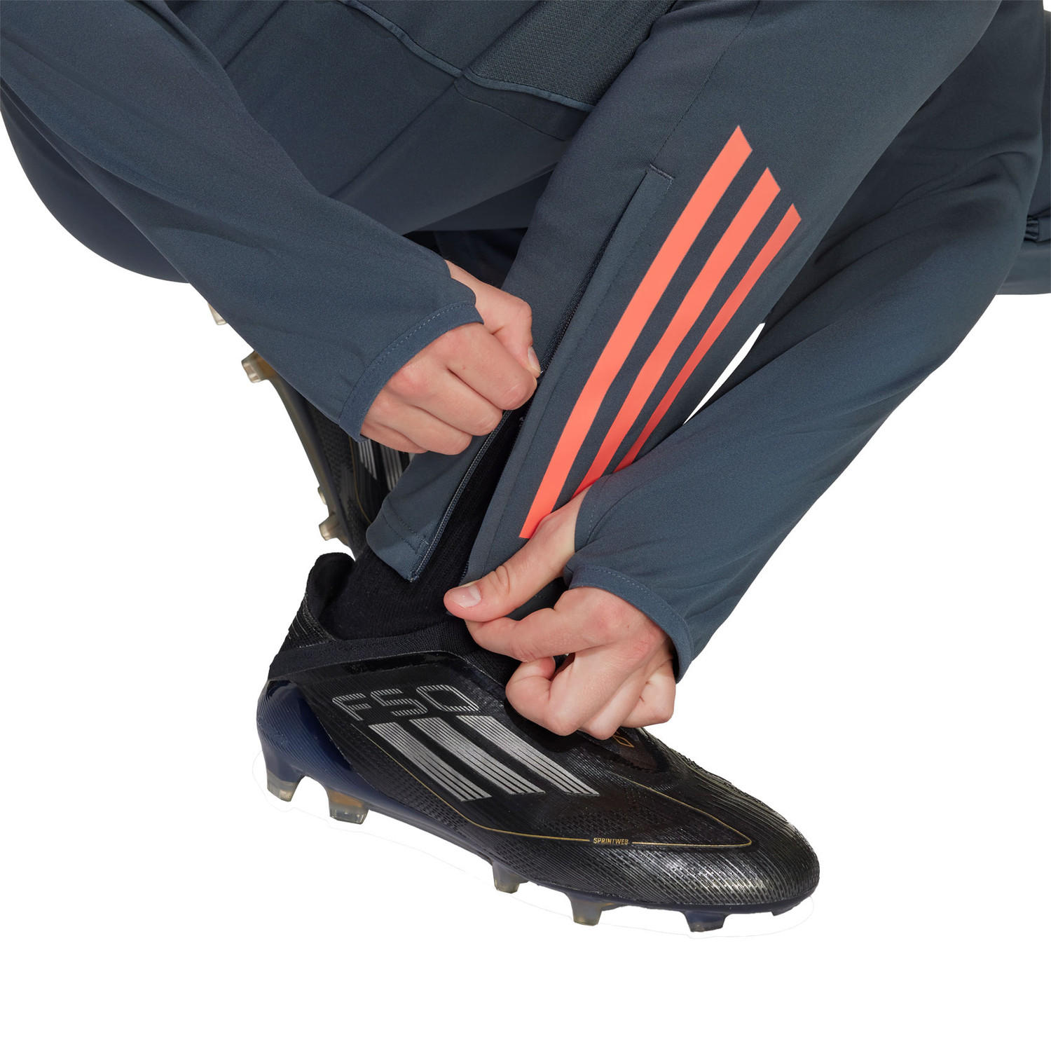 adidas Bayern Munich Training Pant Kids 2025/2026 - PassaSports.com