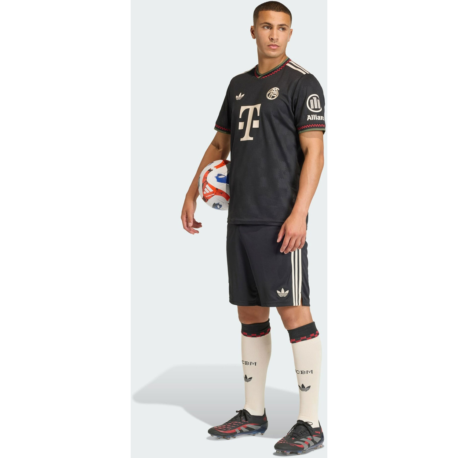 ２０２６FC Bayern Munich 3RD ユニフォーム Sサイ 211259_5.jpg
