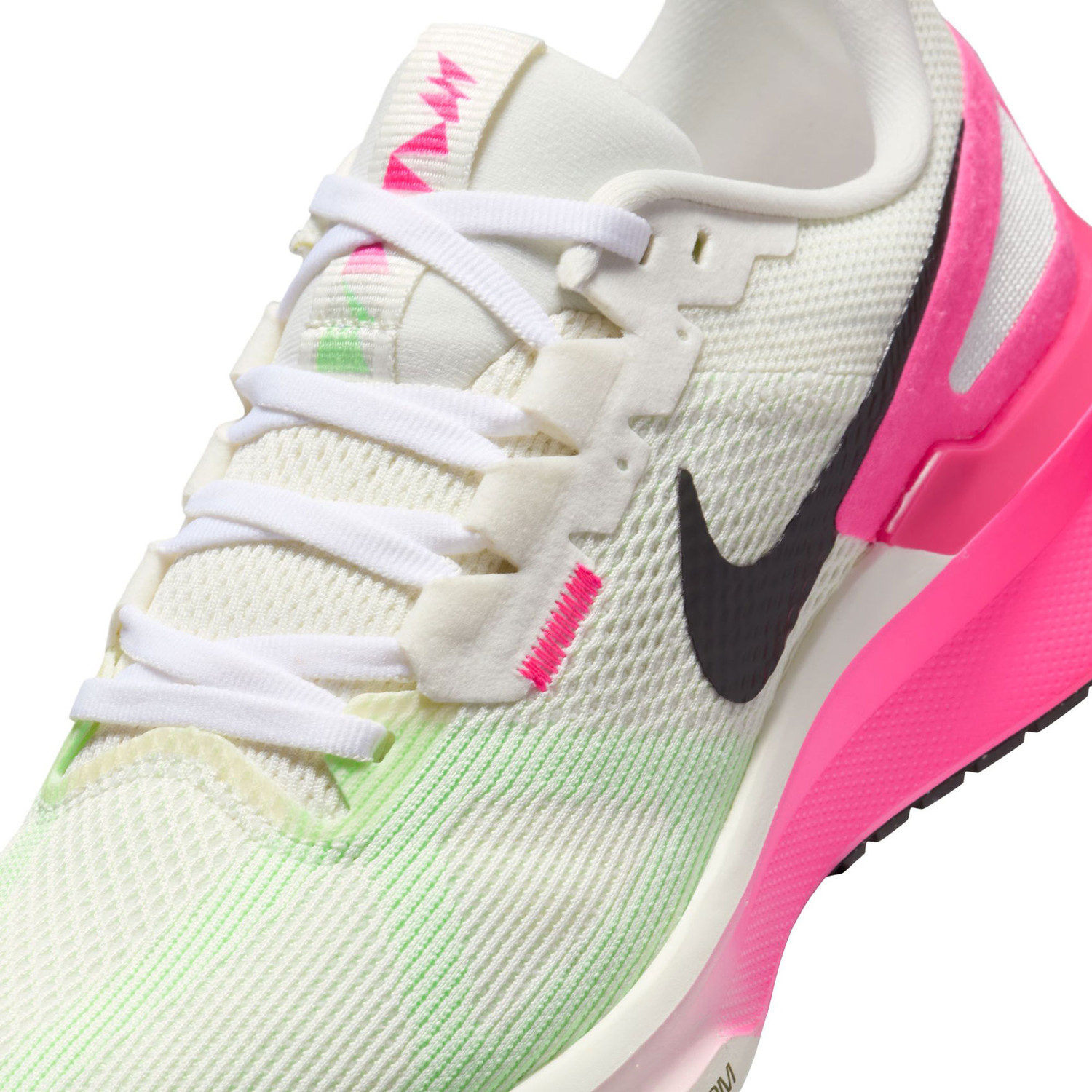 Nike Structure 25 CM Women - PassaSports.com