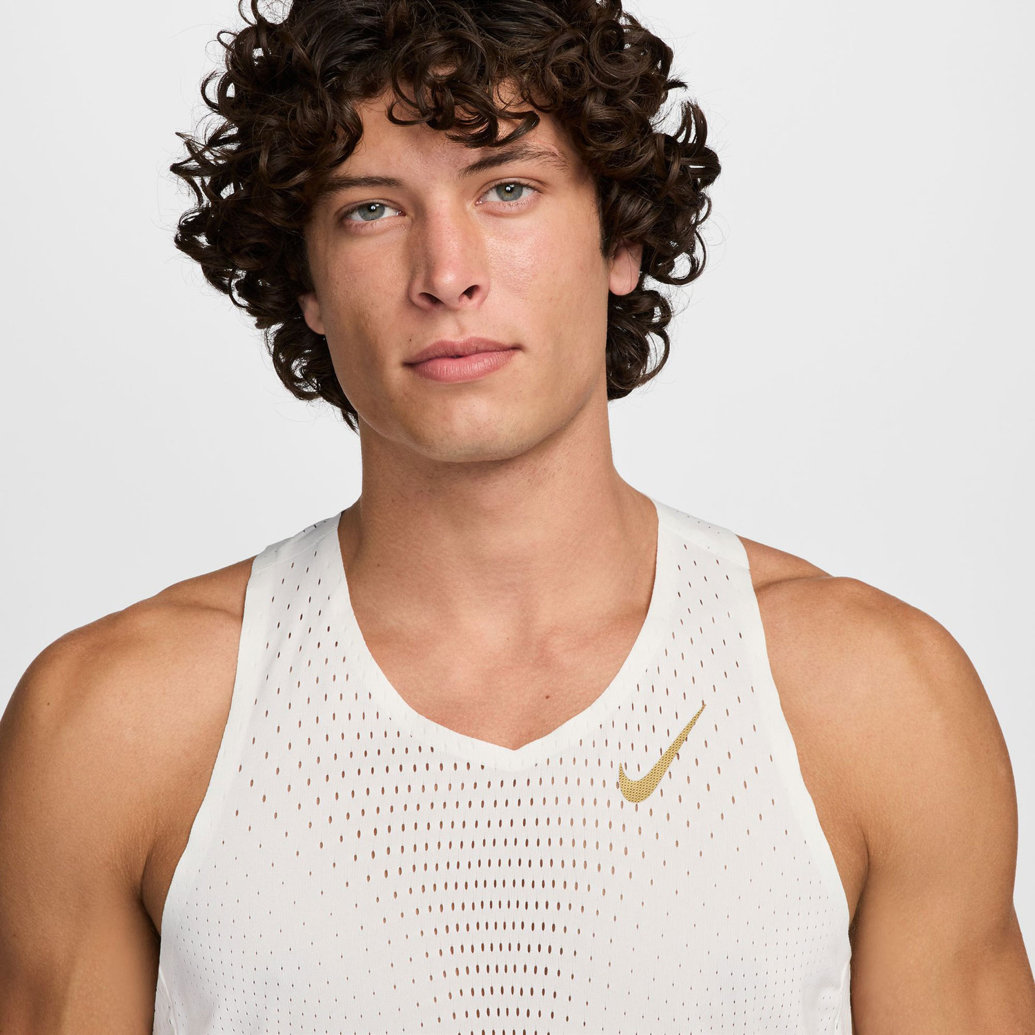 Nike Dri-FIT adv AeroSwift Jacob Singlet Men - PassaSports.com