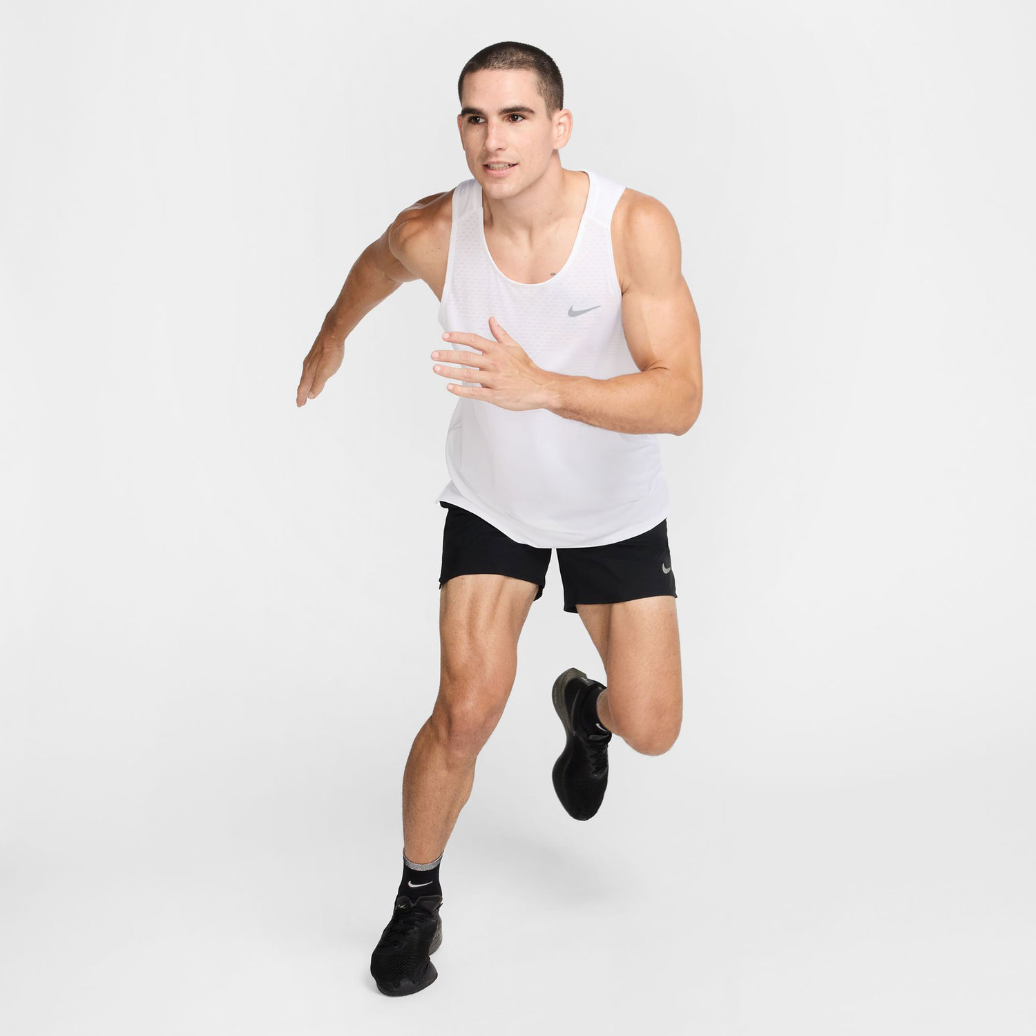 Nike Dri-FIT adv Stride Tank Men - PassaSports.com