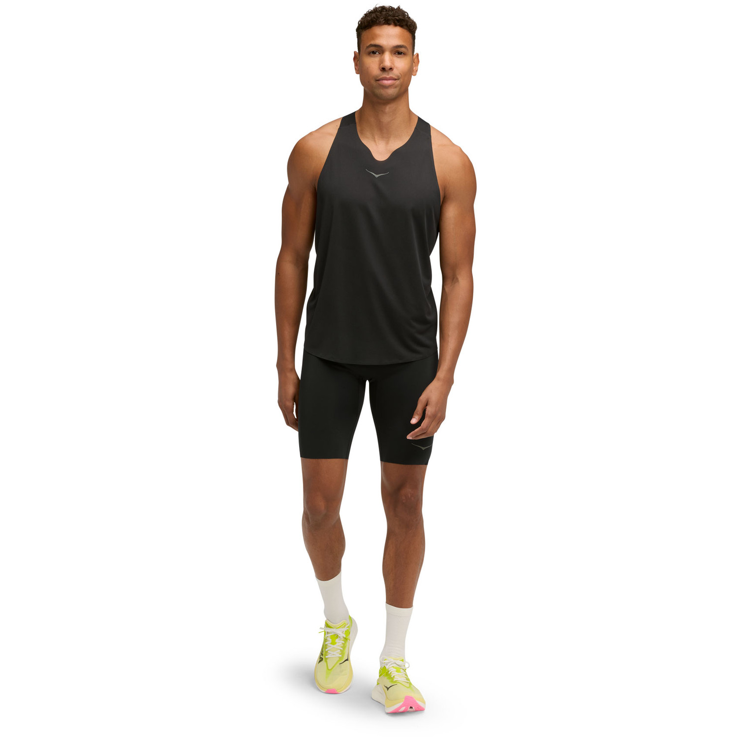 HOKA Race Day Singlet Men - PassaSports.com