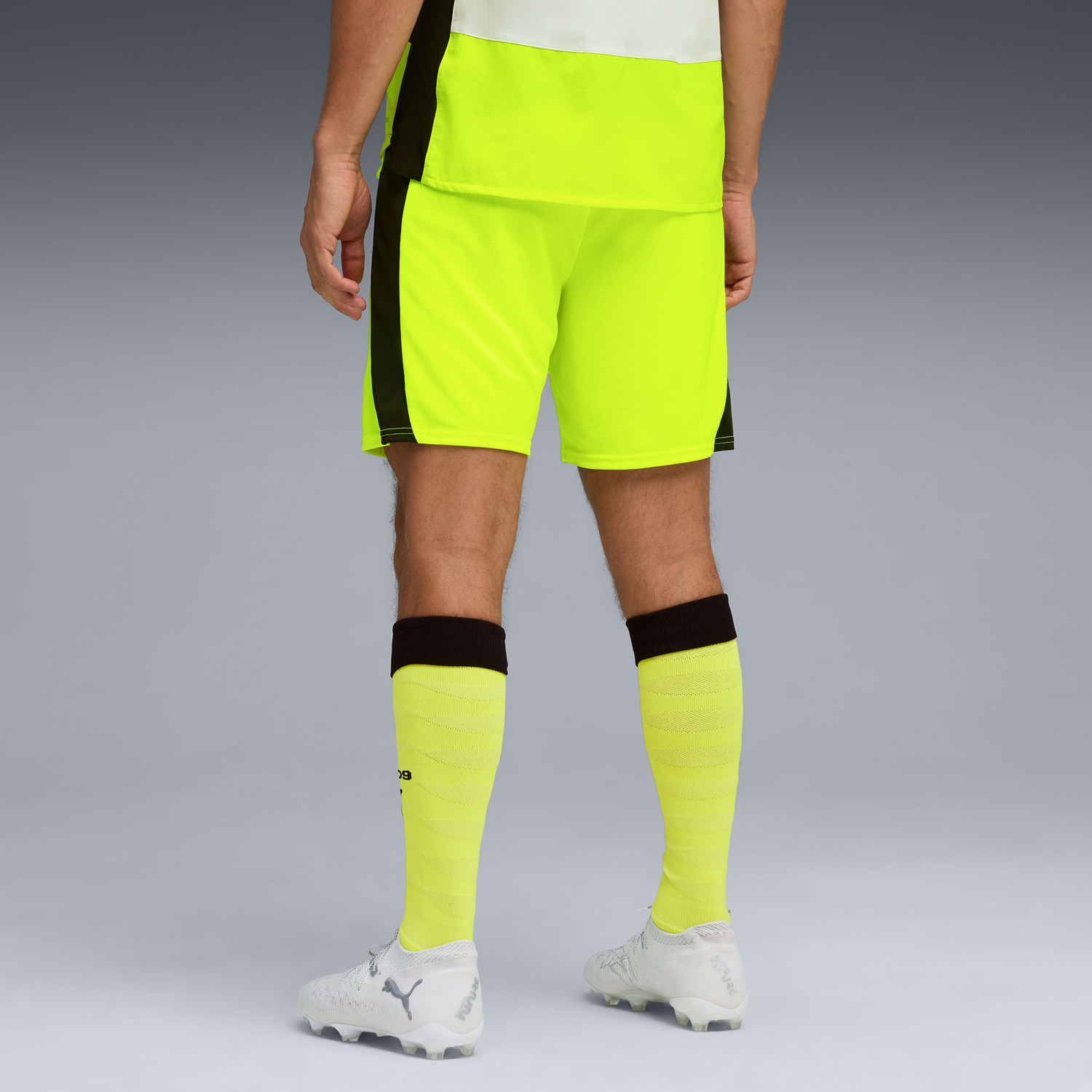 Puma Borussia Dortmund Away Shorts 2025/2026 - PassaSports.com