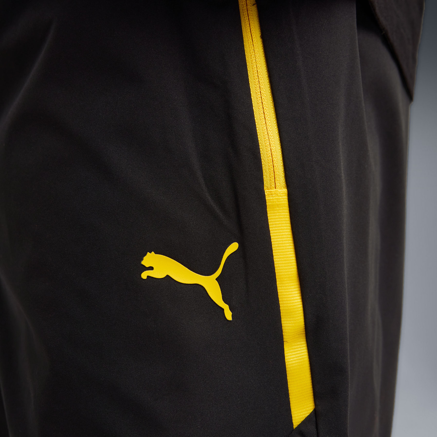 Puma Borussia Dortmund Tech Woven Tracksuit - PassaSports.com