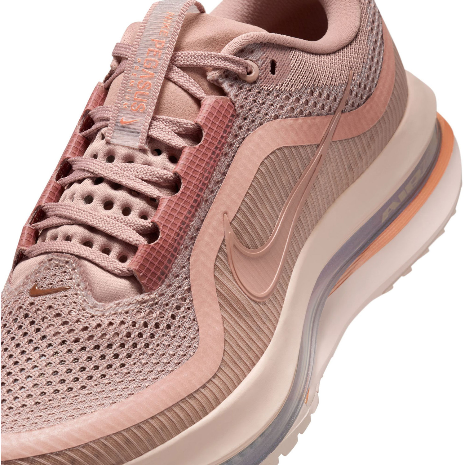 Nike Pegasus Premium Women - PassaSports.com
