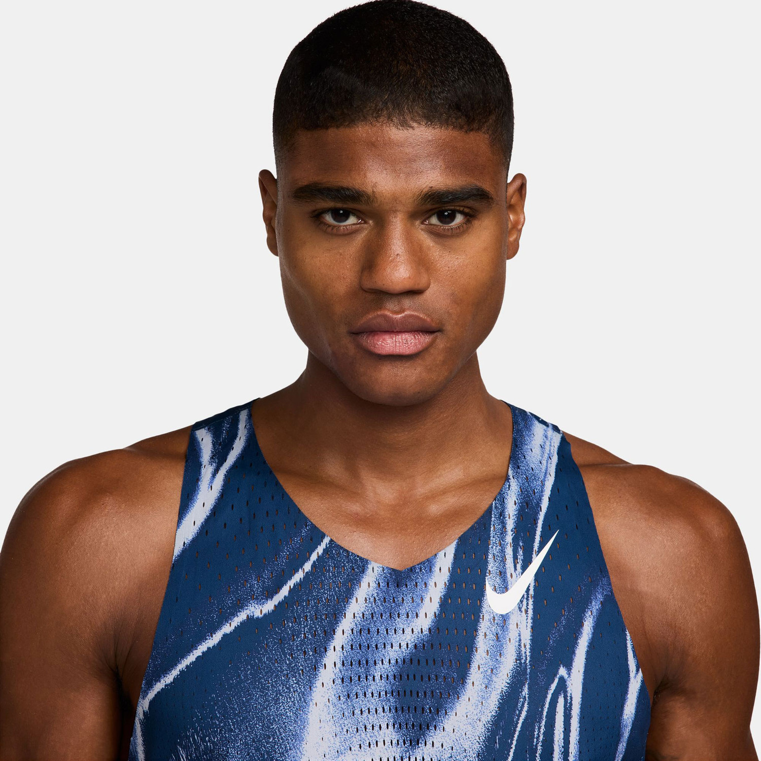 Nike Dri-FIT AeroSwift Singlet Men - PassaSports.com