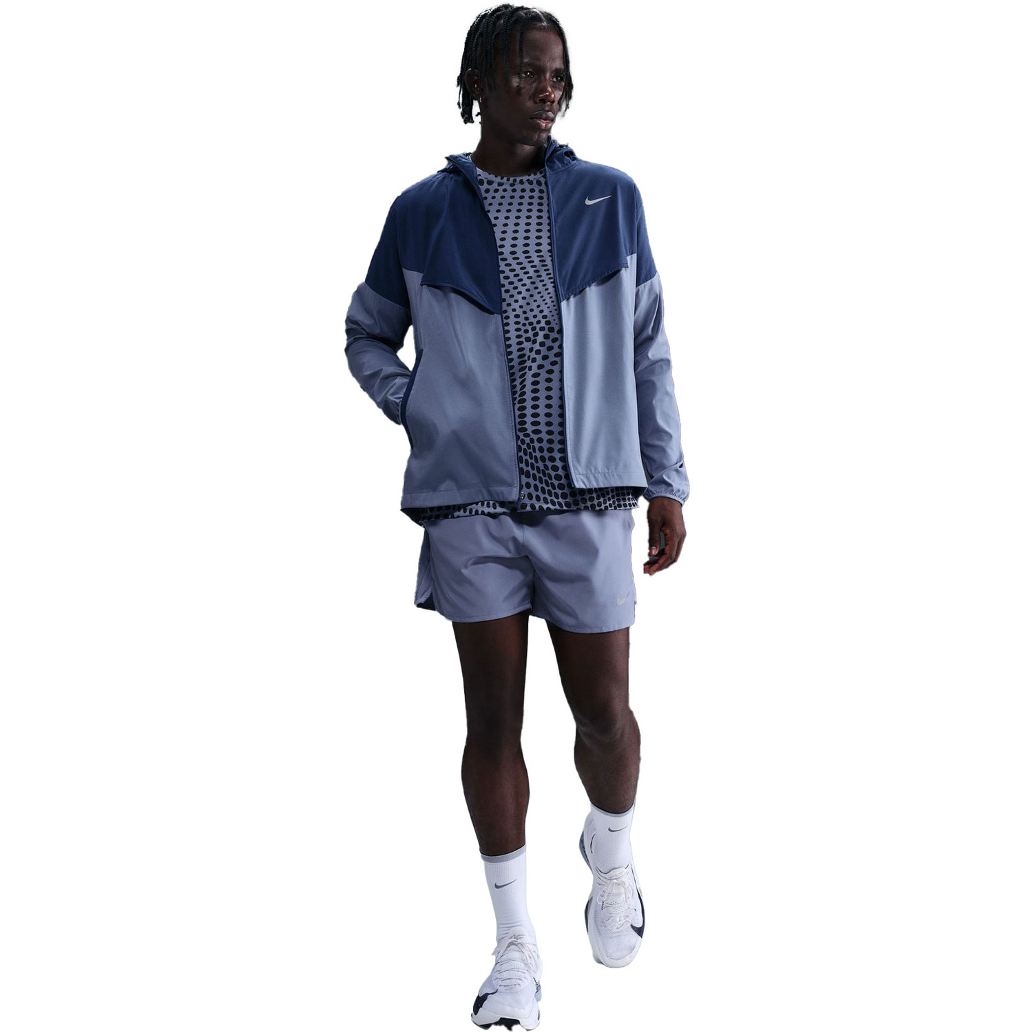 Nike Impossibly Lightweight Windrunner Jacket Men - PassaSports.com