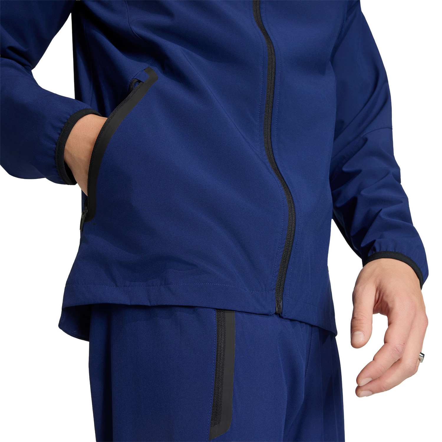 ジャージ　ネイビー adidas Japan Tiro Travel Woven Jacket 2026/2028 - PassaSports.com