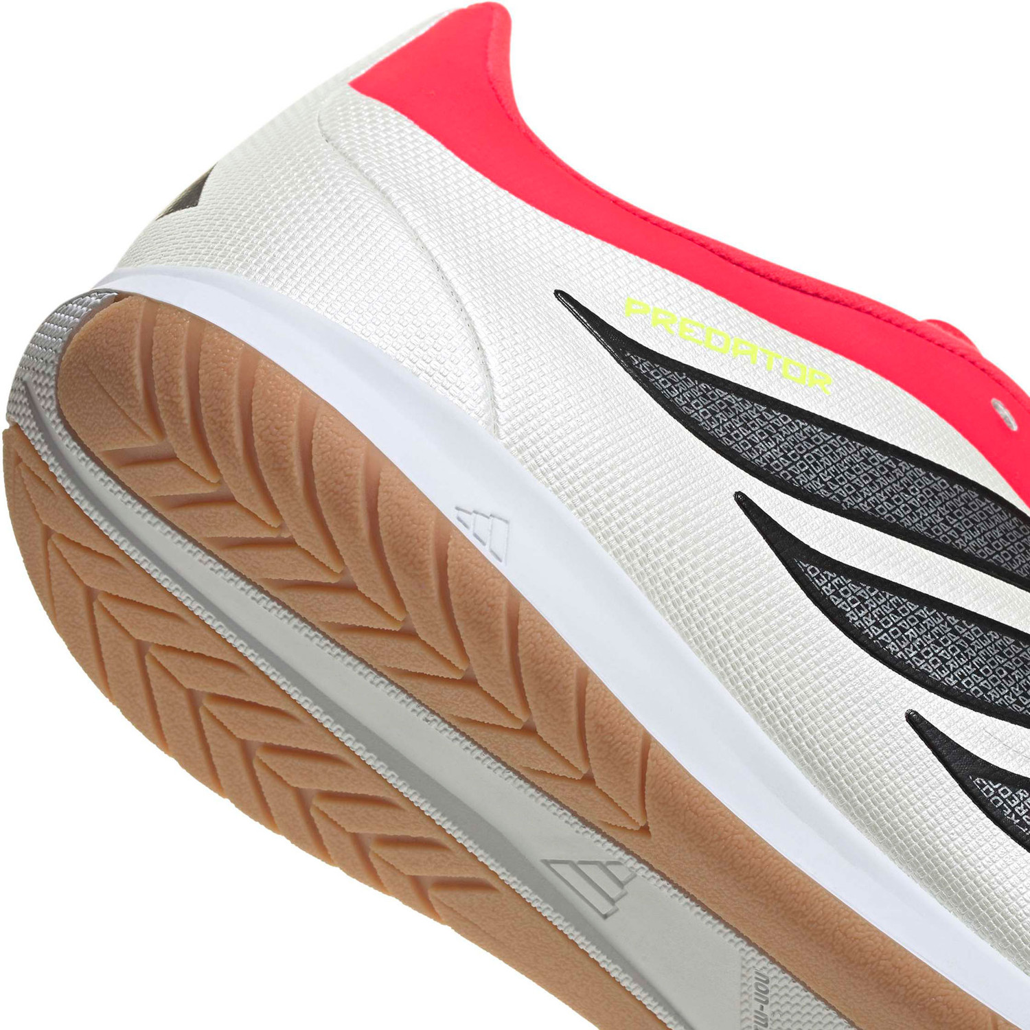 adidas Predator 26 Club Indoor - PassaSports.com