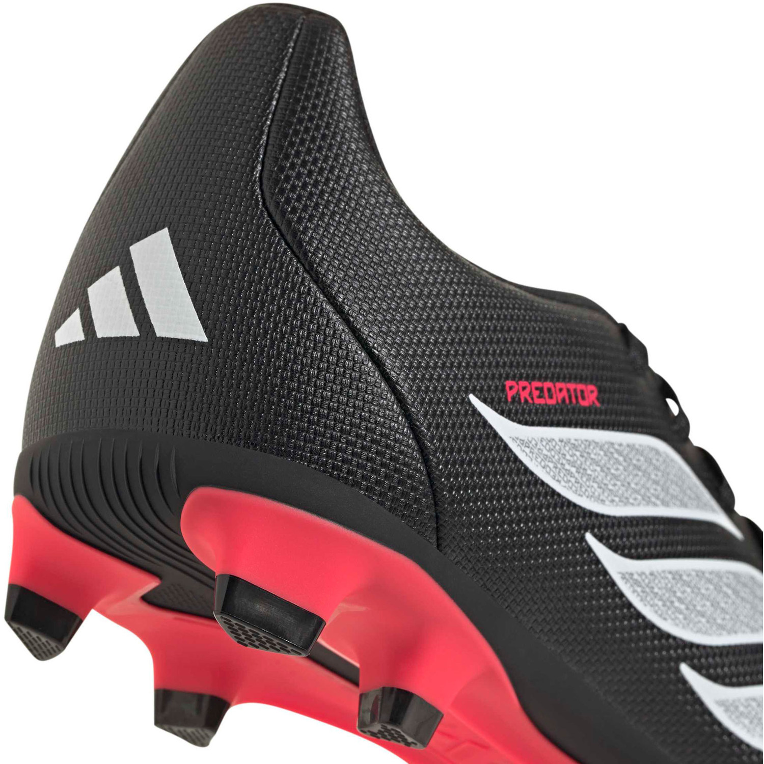 adidas Predator 26 Club FG/MG Child - PassaSports.com